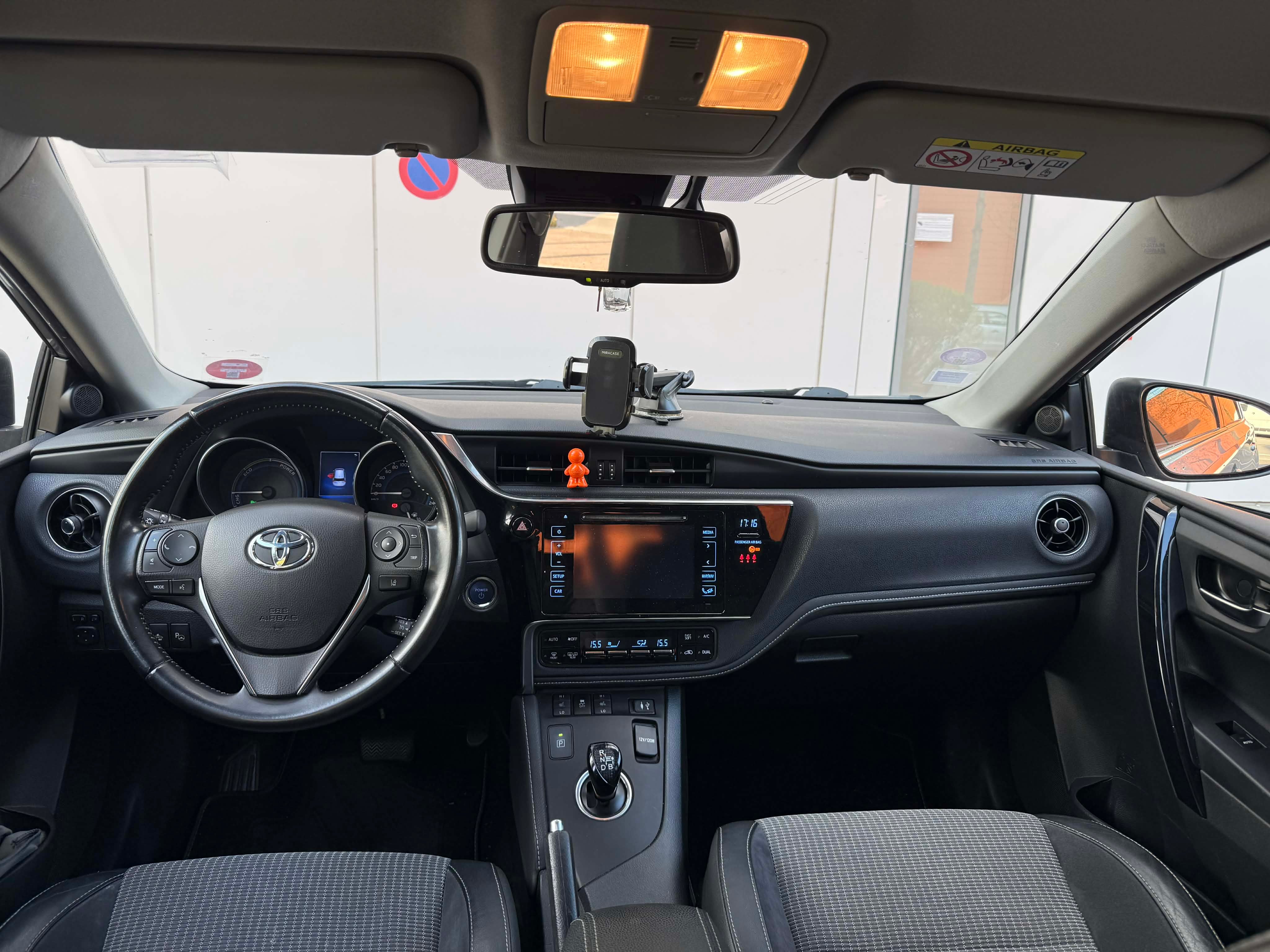Toyota Auris avec GPS