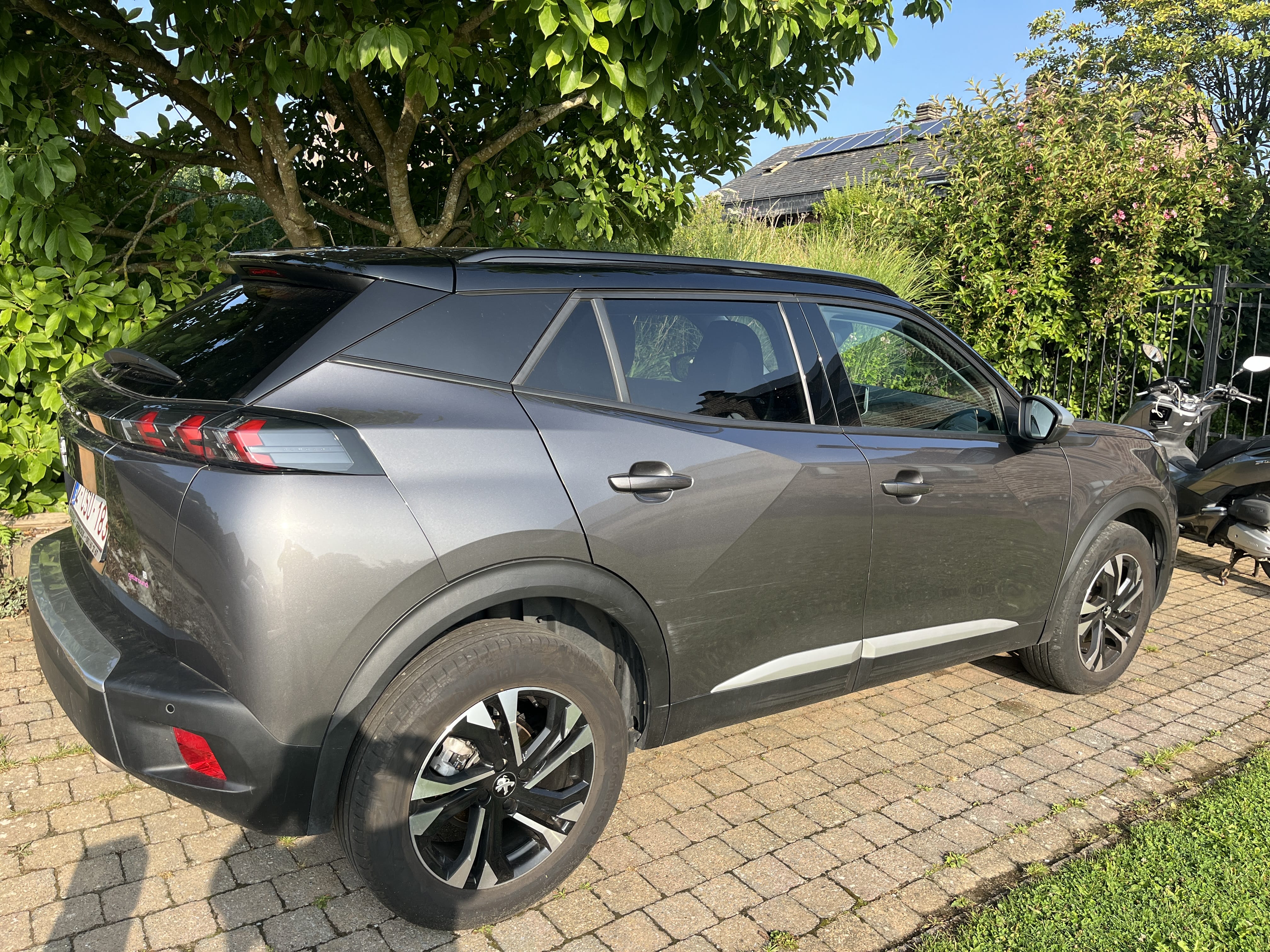 Peugeot 2008 2022 avec GPS