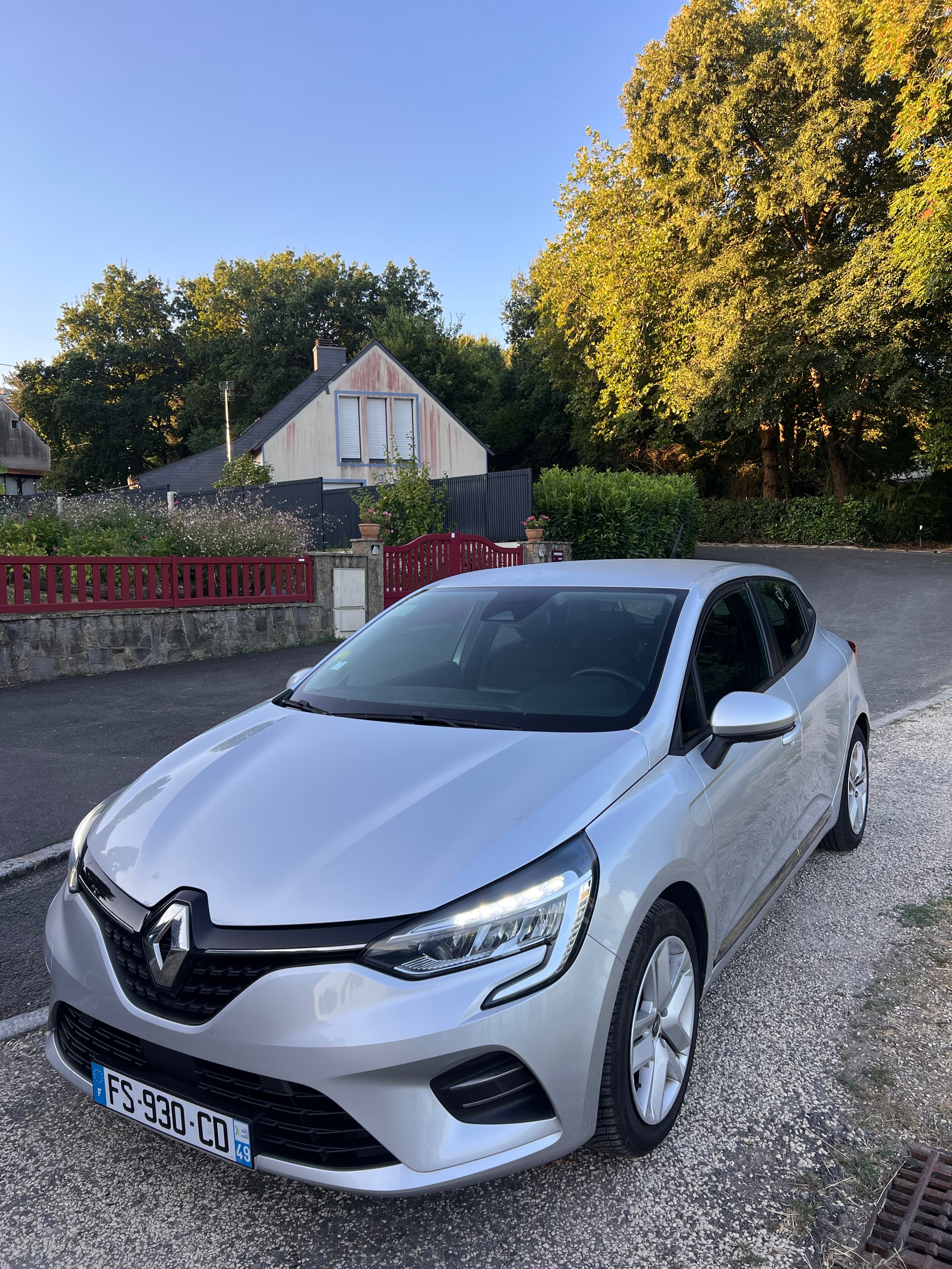 Renault Clio 1.5 dci con Silla infantil