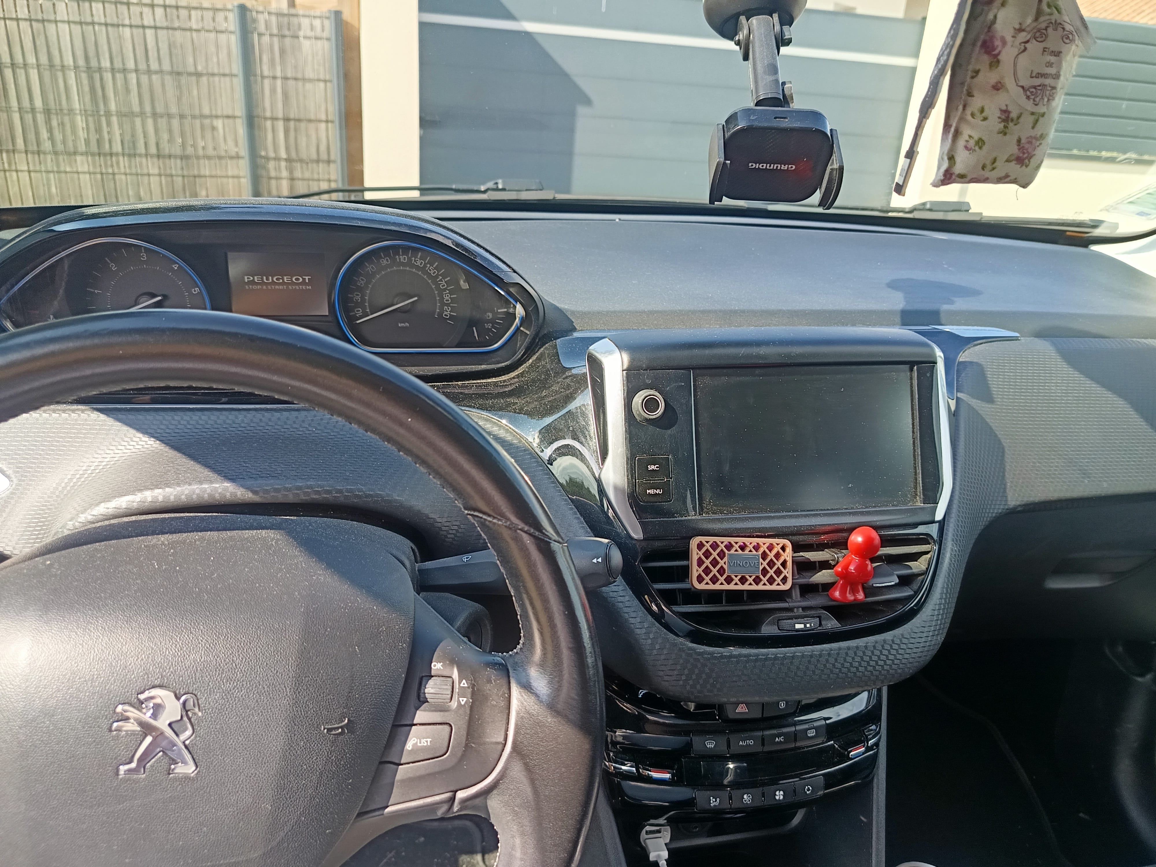 Peugeot 2008 avec Régulateur de vitesse