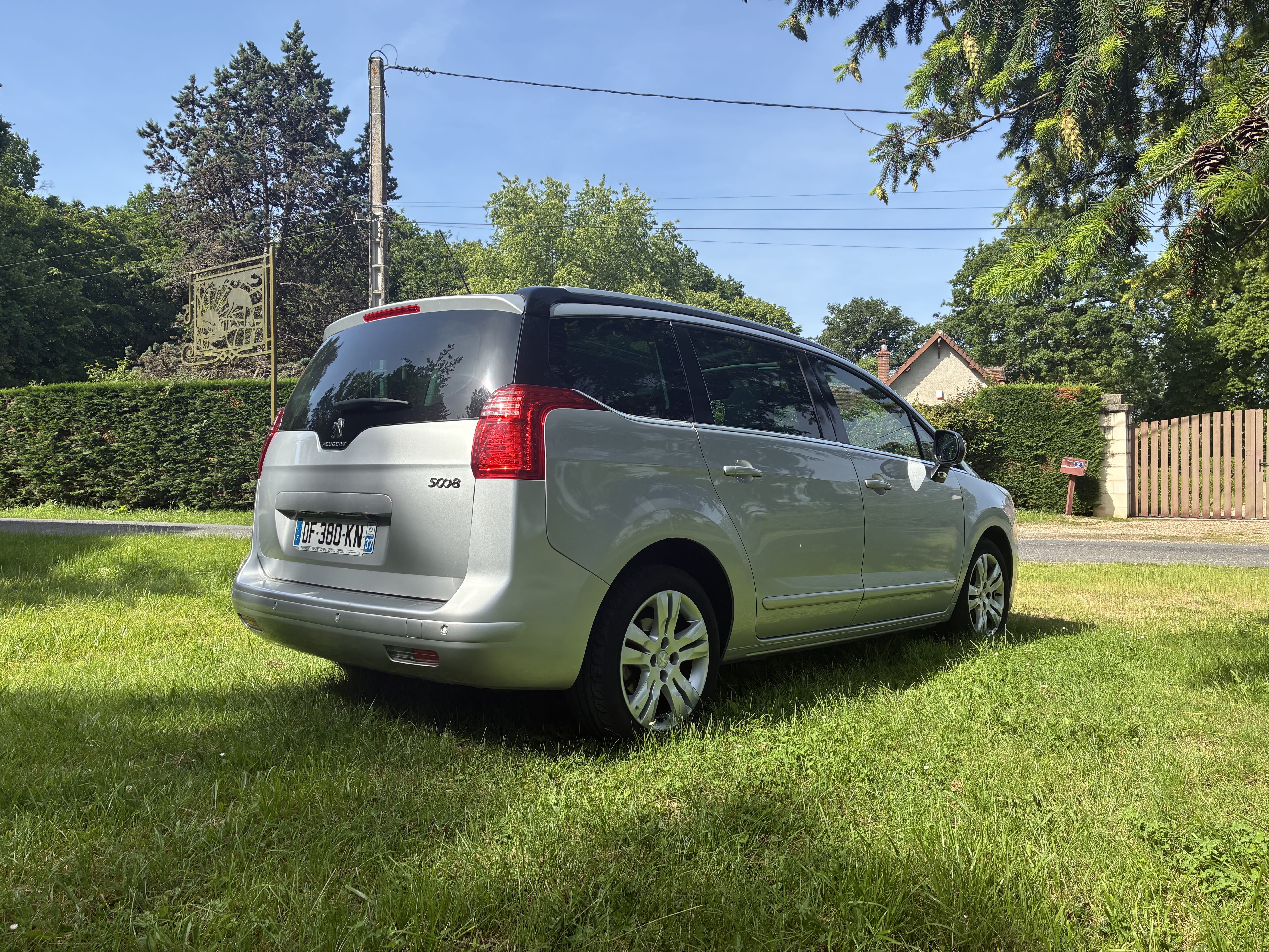 Peugeot 5008