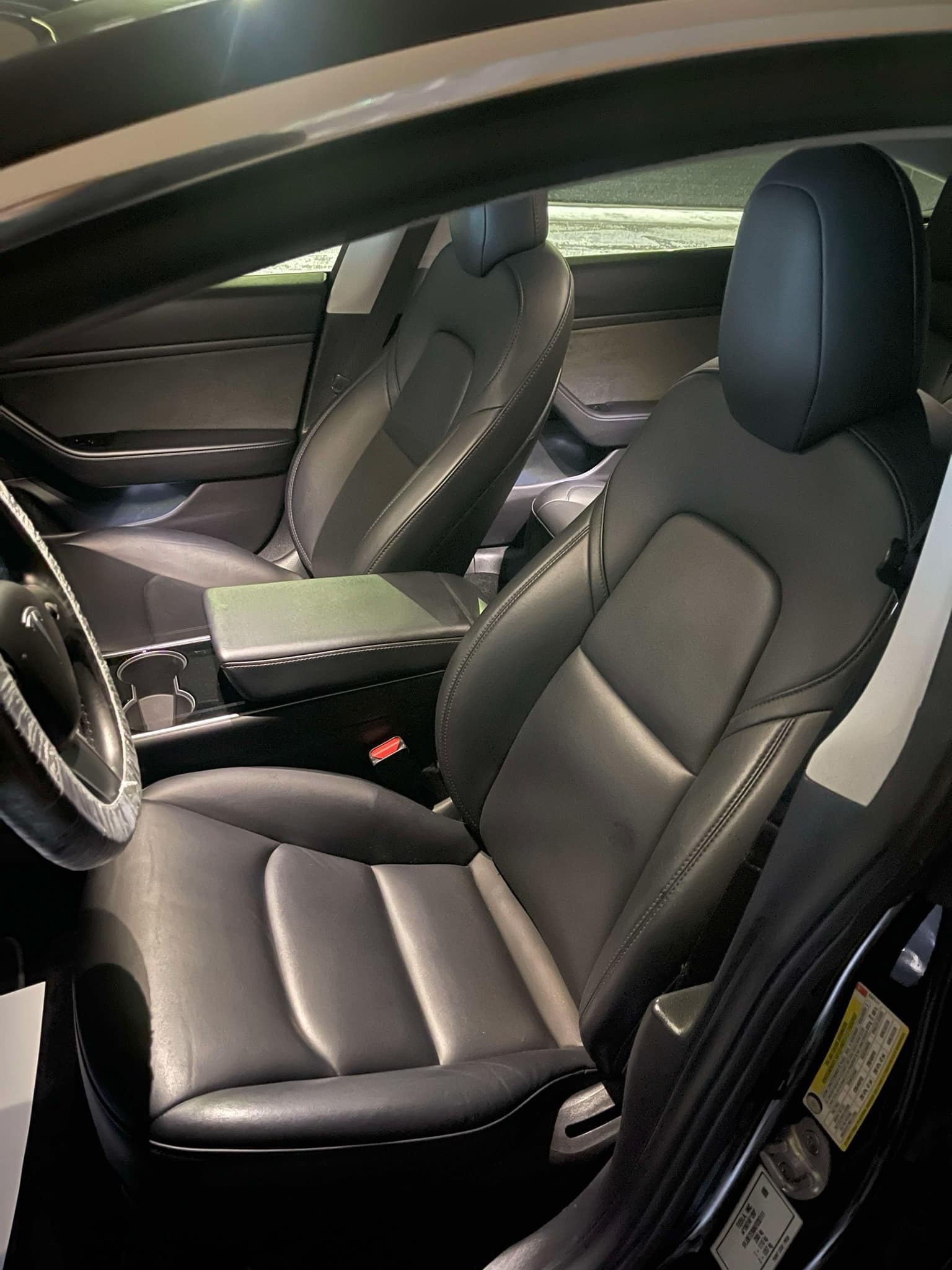 Tesla Model 3 Long Range med Firehjulstrekk