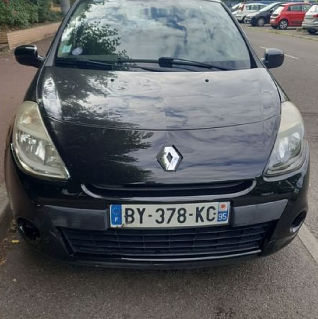 Renault Clio avec GPS