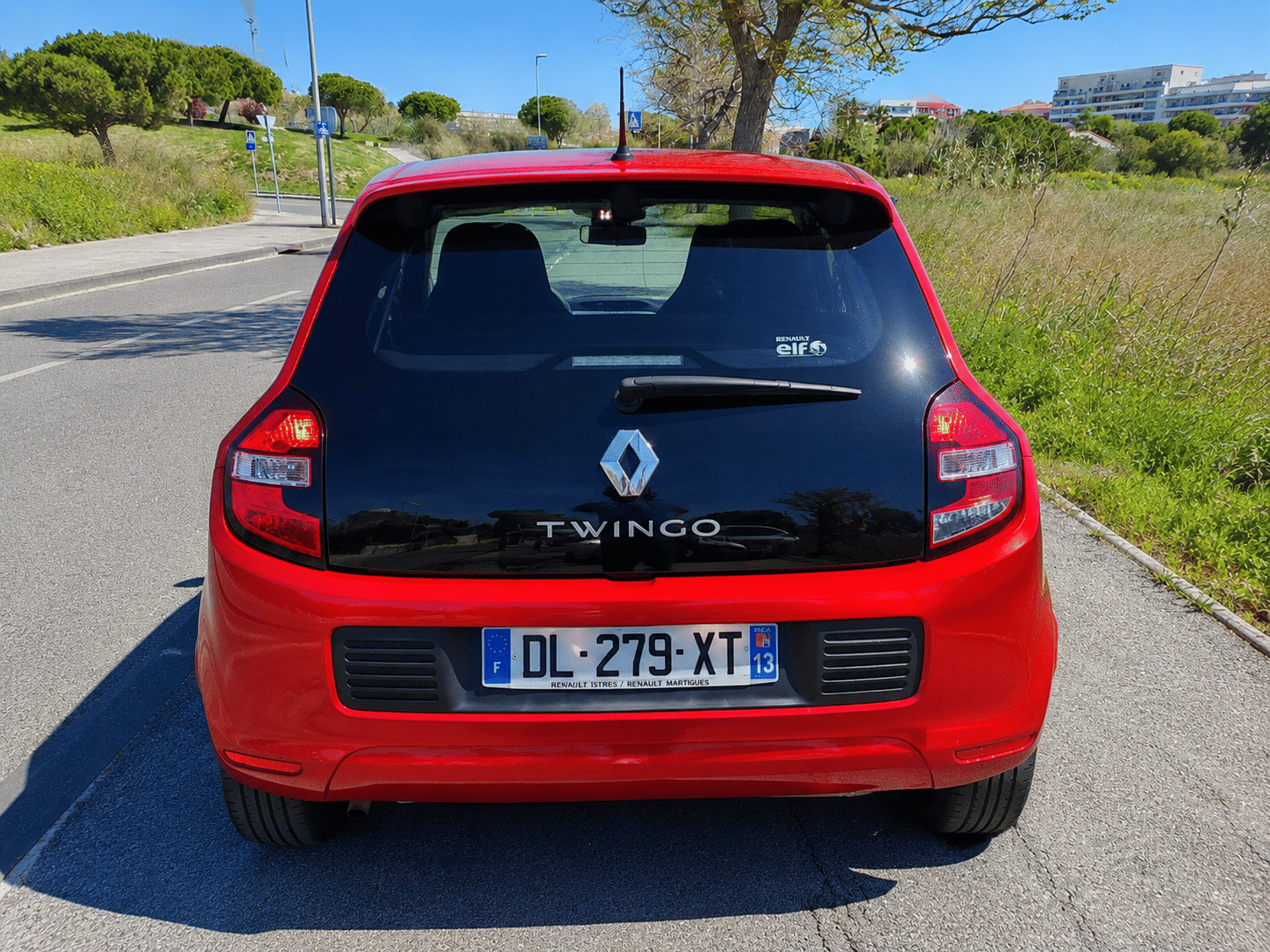 Renault Twingo III 1.0 con Radio 
