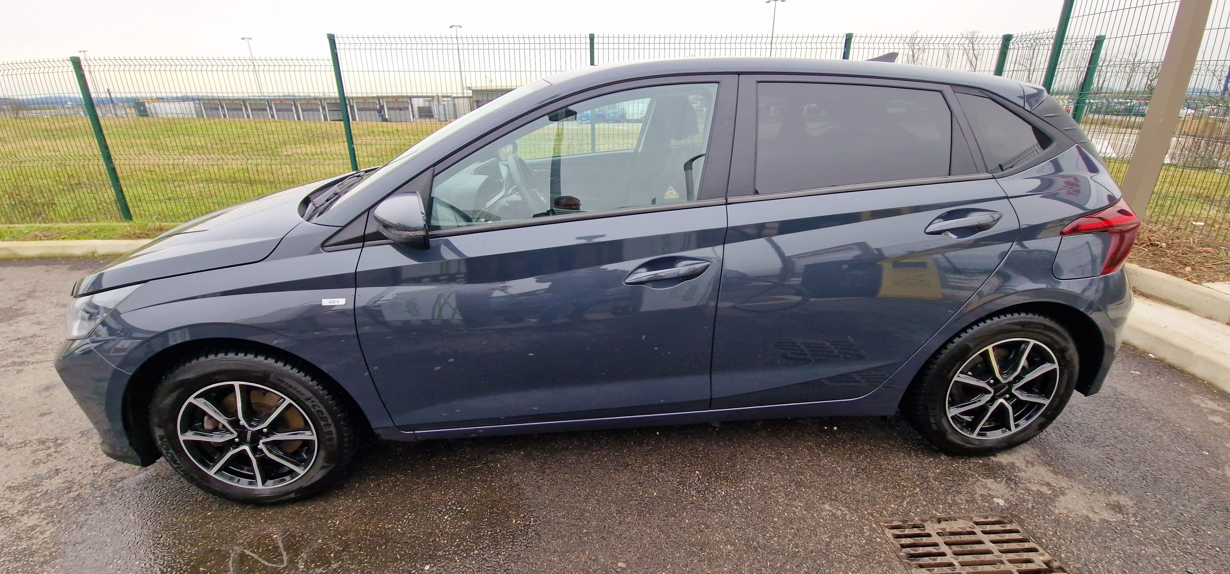 Hyundai i20 1.0 100 CV avec Climatisation