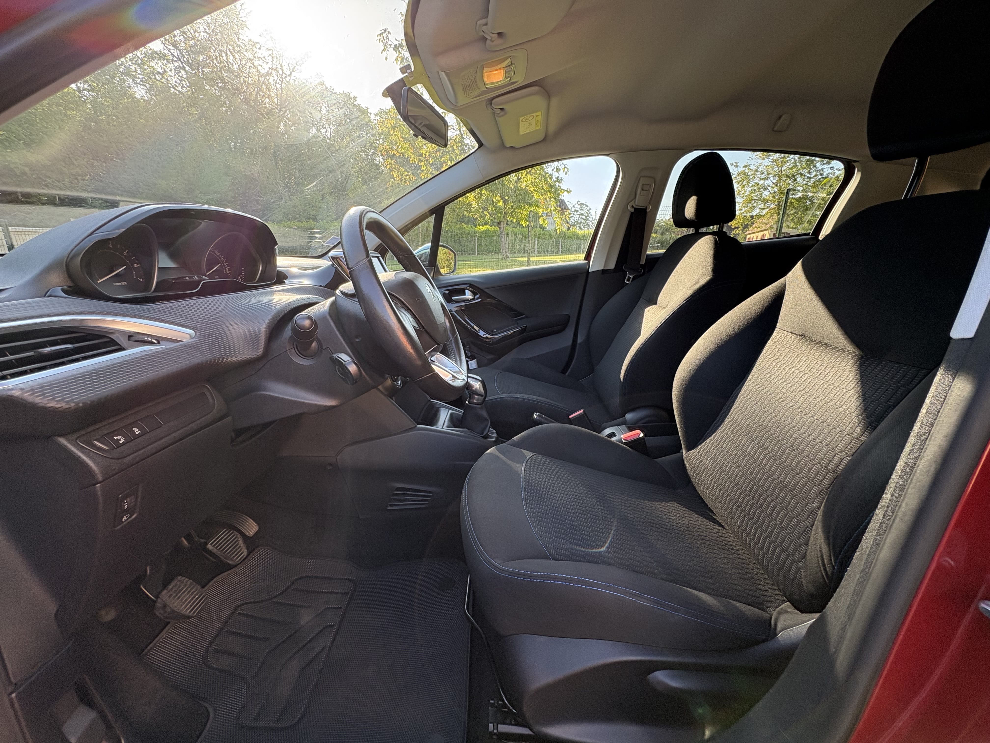 Peugeot 208 mit Apple CarPlay
