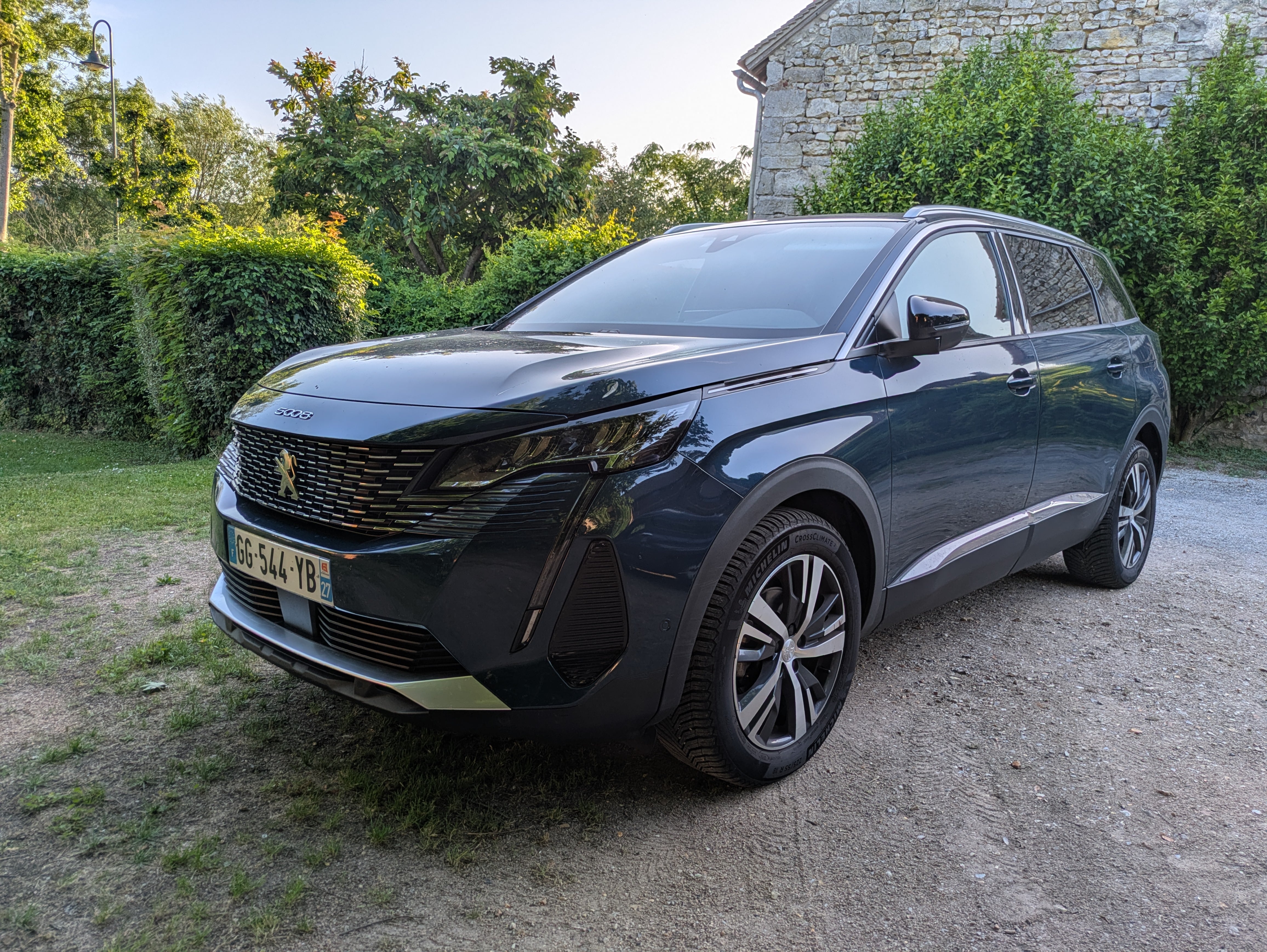 Peugeot 5008, 2022, Essence 95, automatique, 7 places