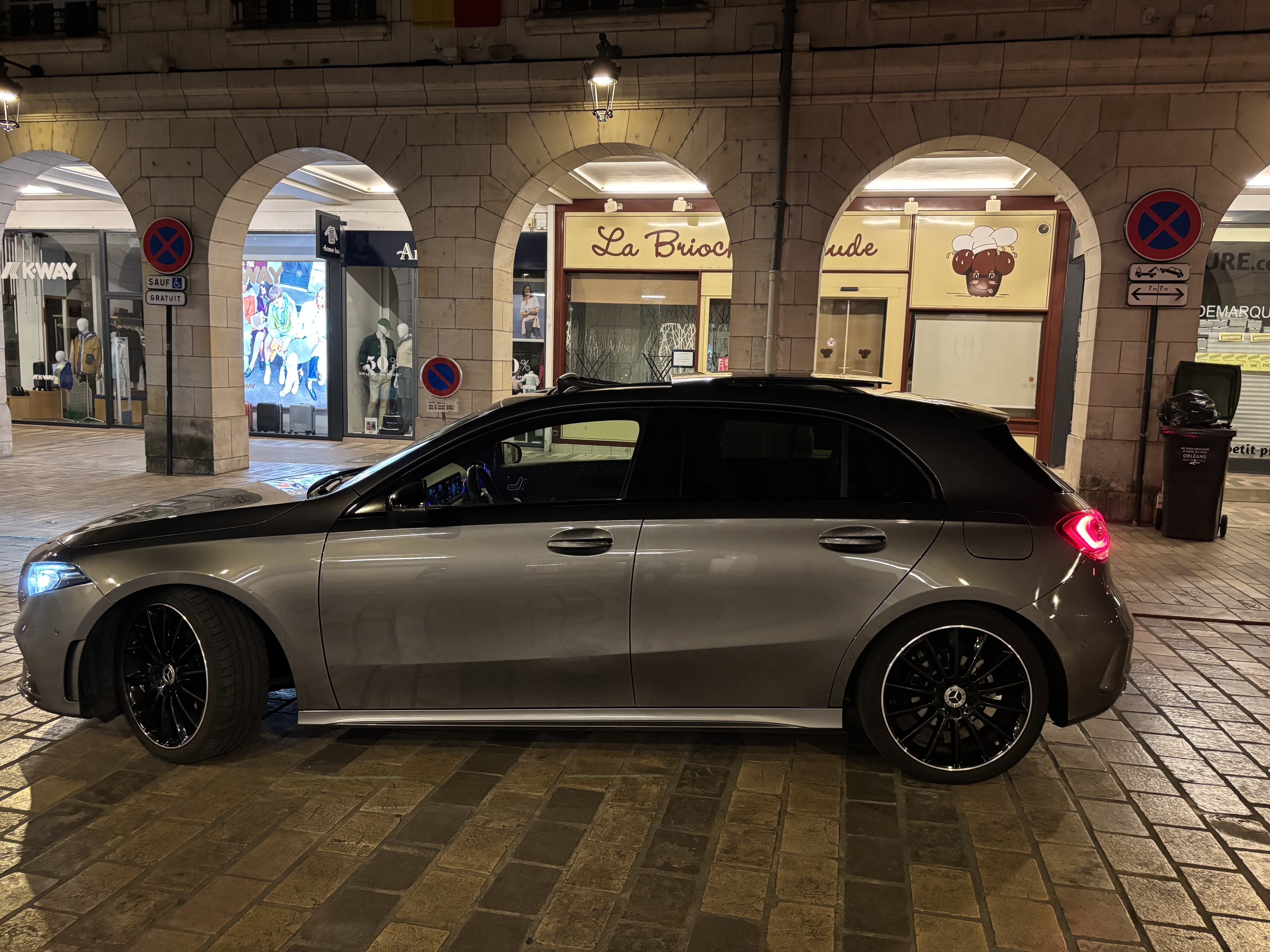 Mercedes-Benz Classe A avec Siège bébé