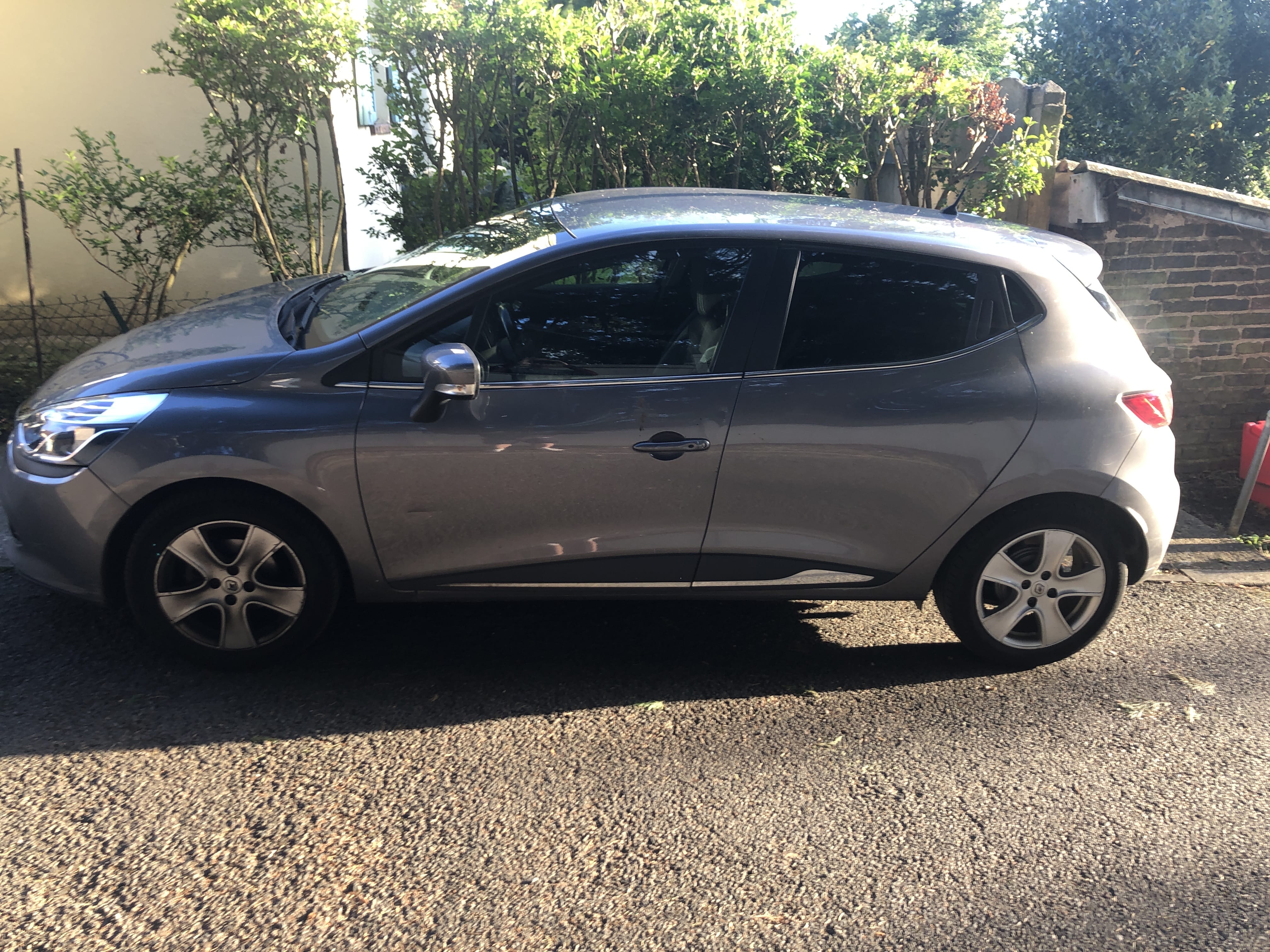 Renault Clio avec Climatisation