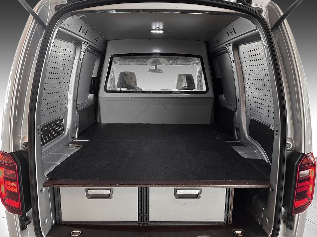 Volkswagen Caddy med Aircondition