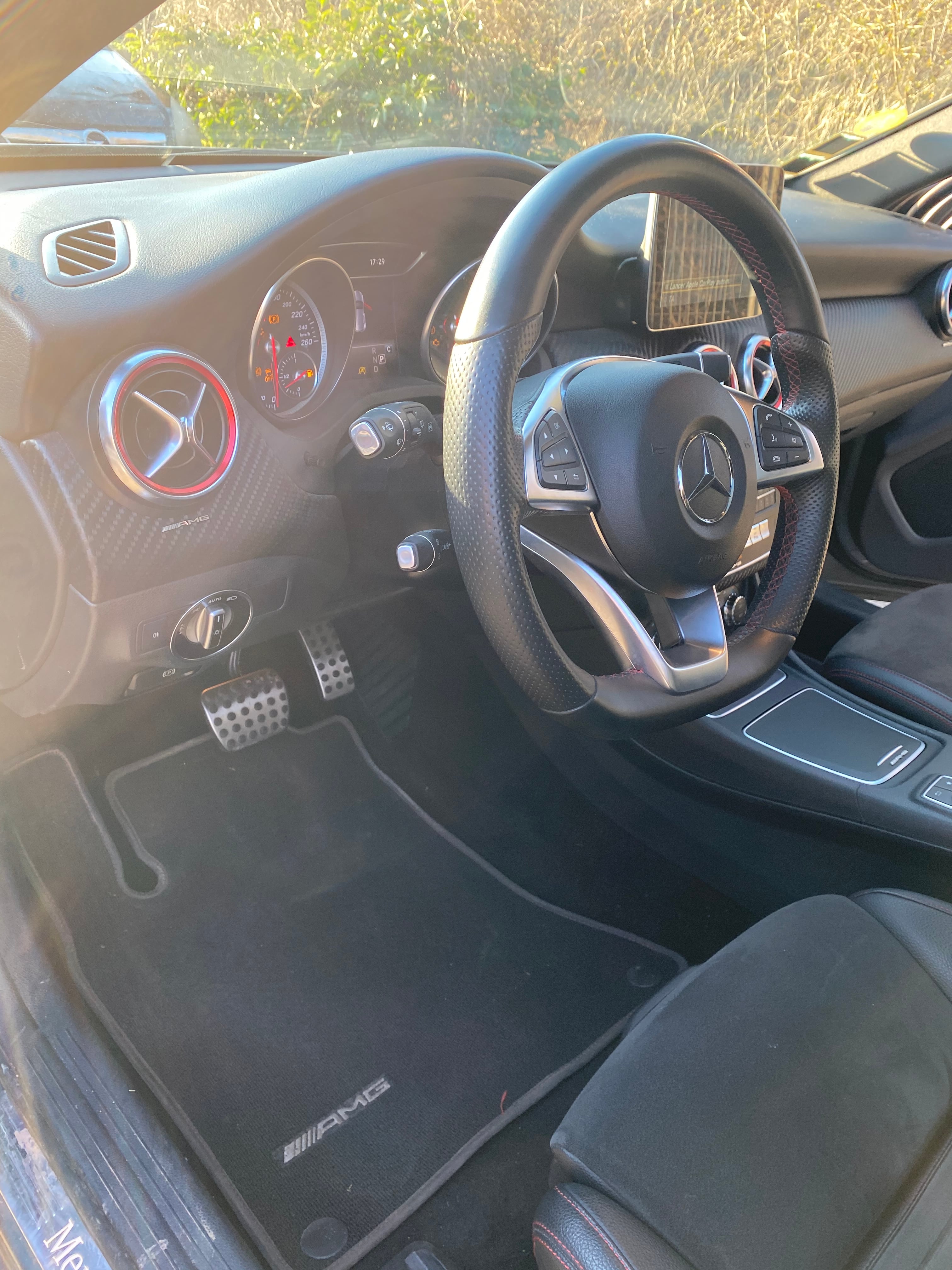 Mercedes Classe A avec Apple CarPlay