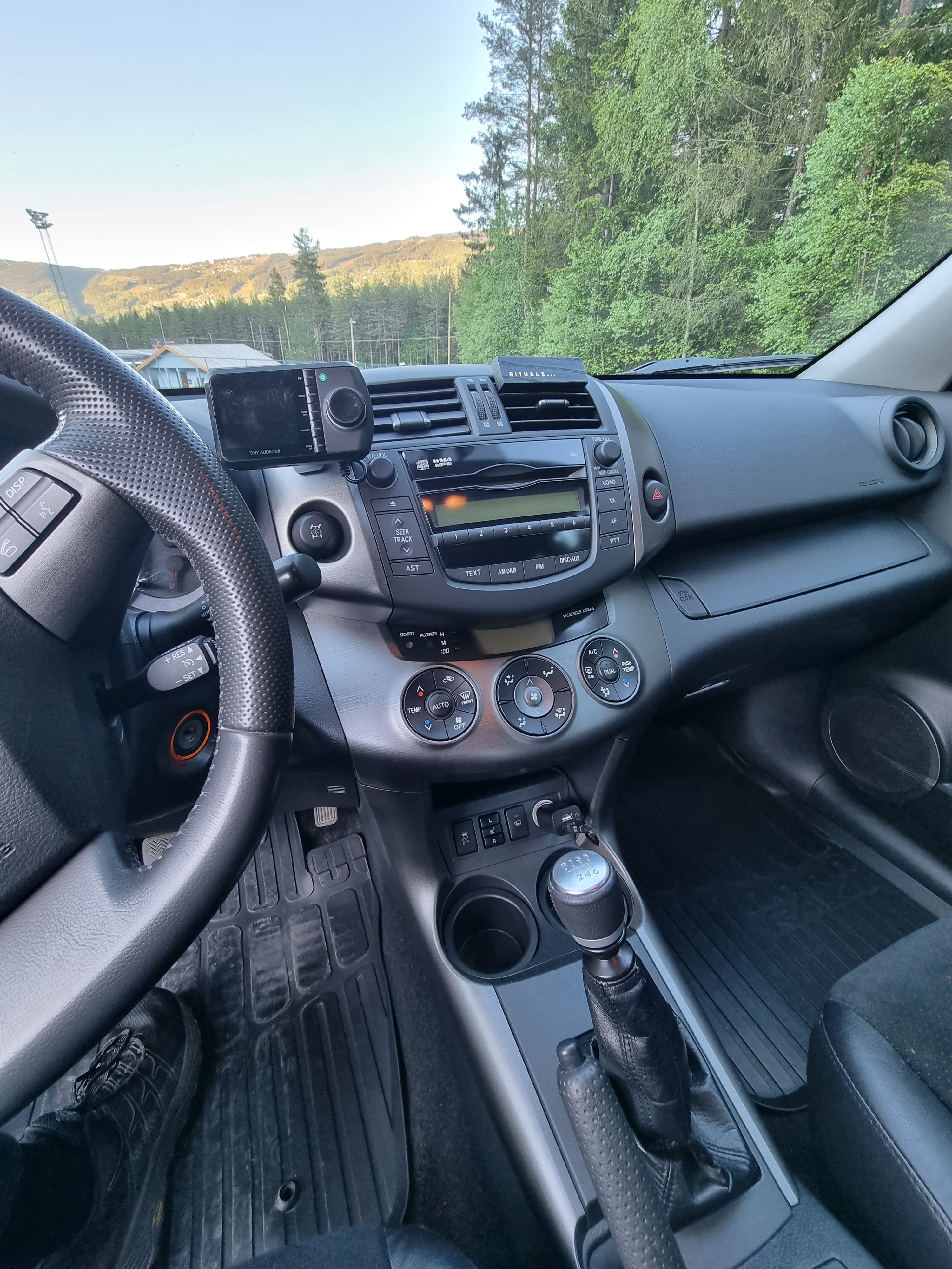 Toyota RAV4 2.2 D4D 4x4 med Bluetooth audio