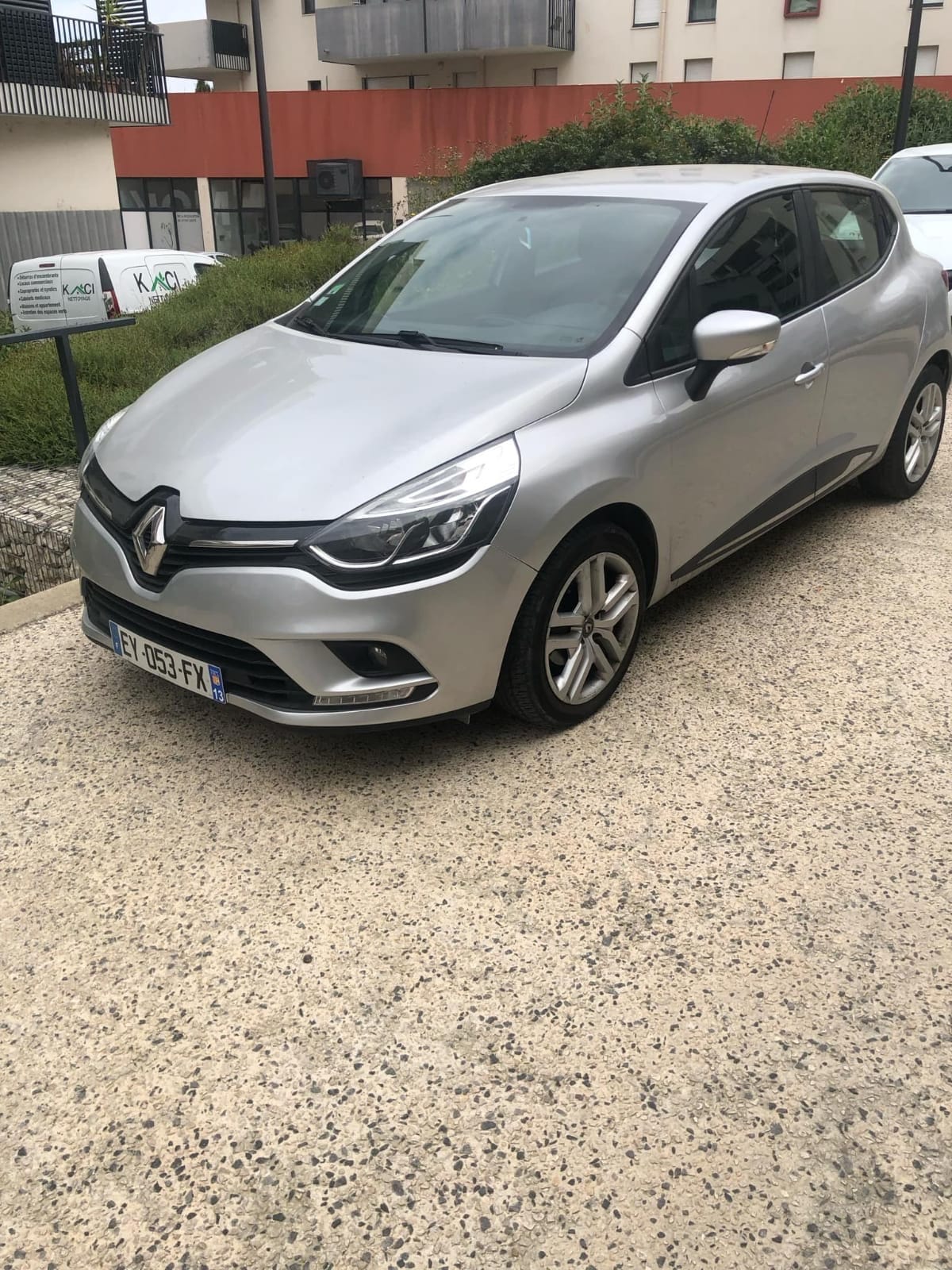 Renault Clio, 2018, Essence 98