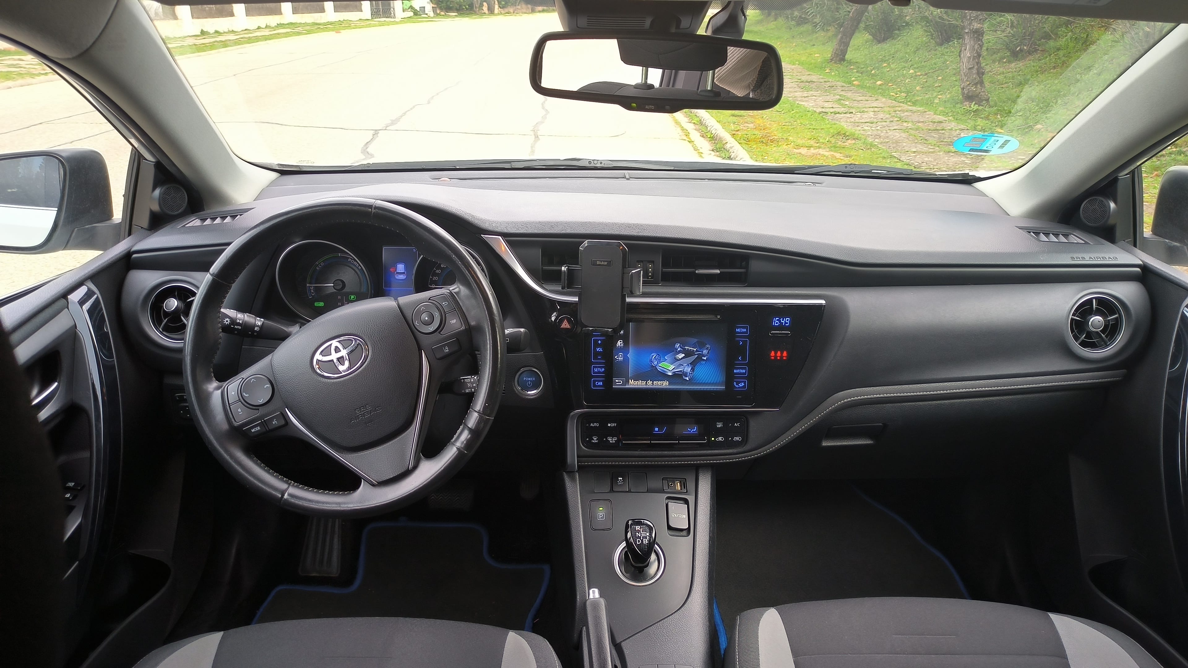 Toyota Auris Hybrid (Eco) con Audio Bluetooth