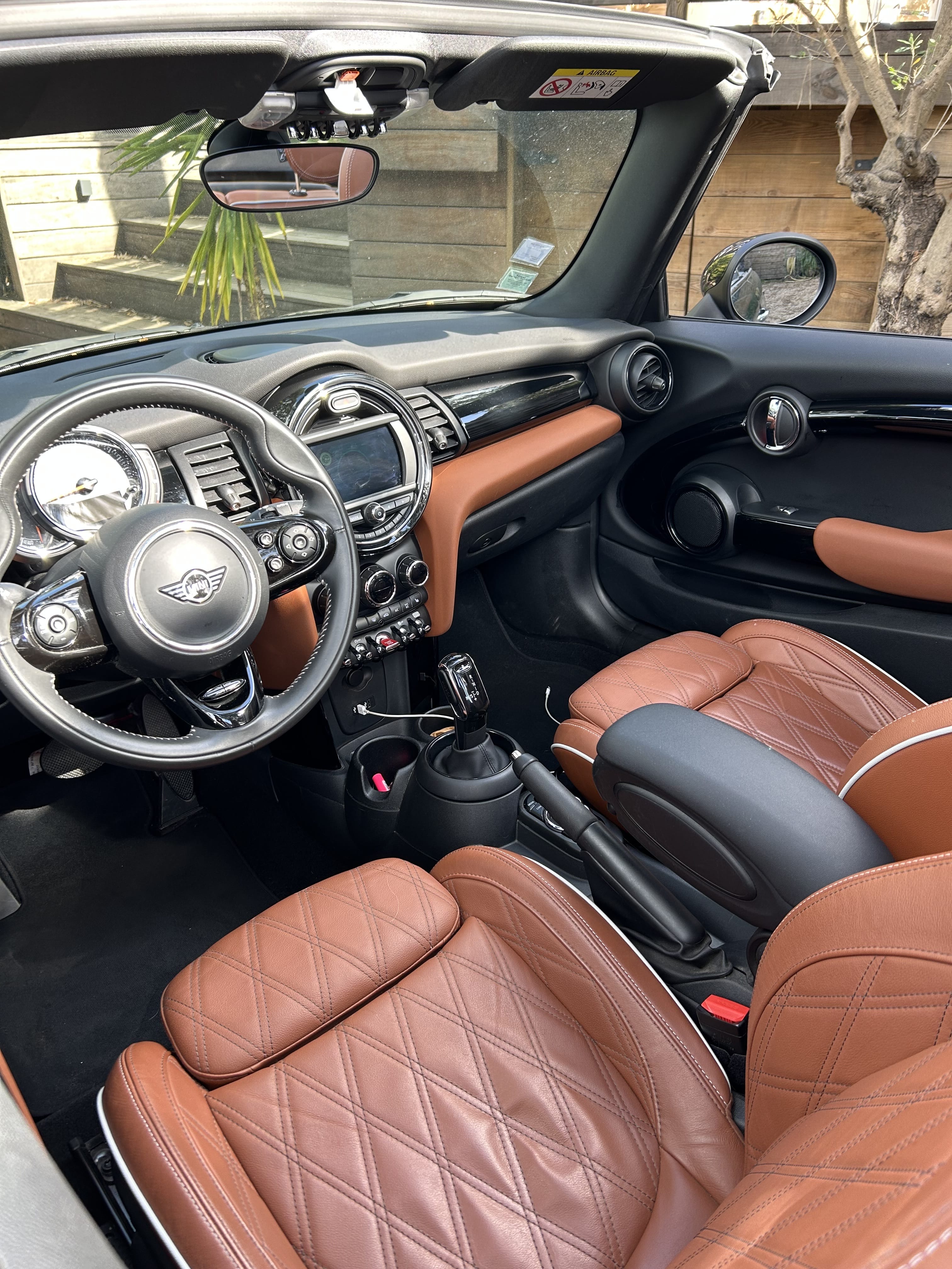 Mini Cabriolet 1.6 136 CV avec GPS