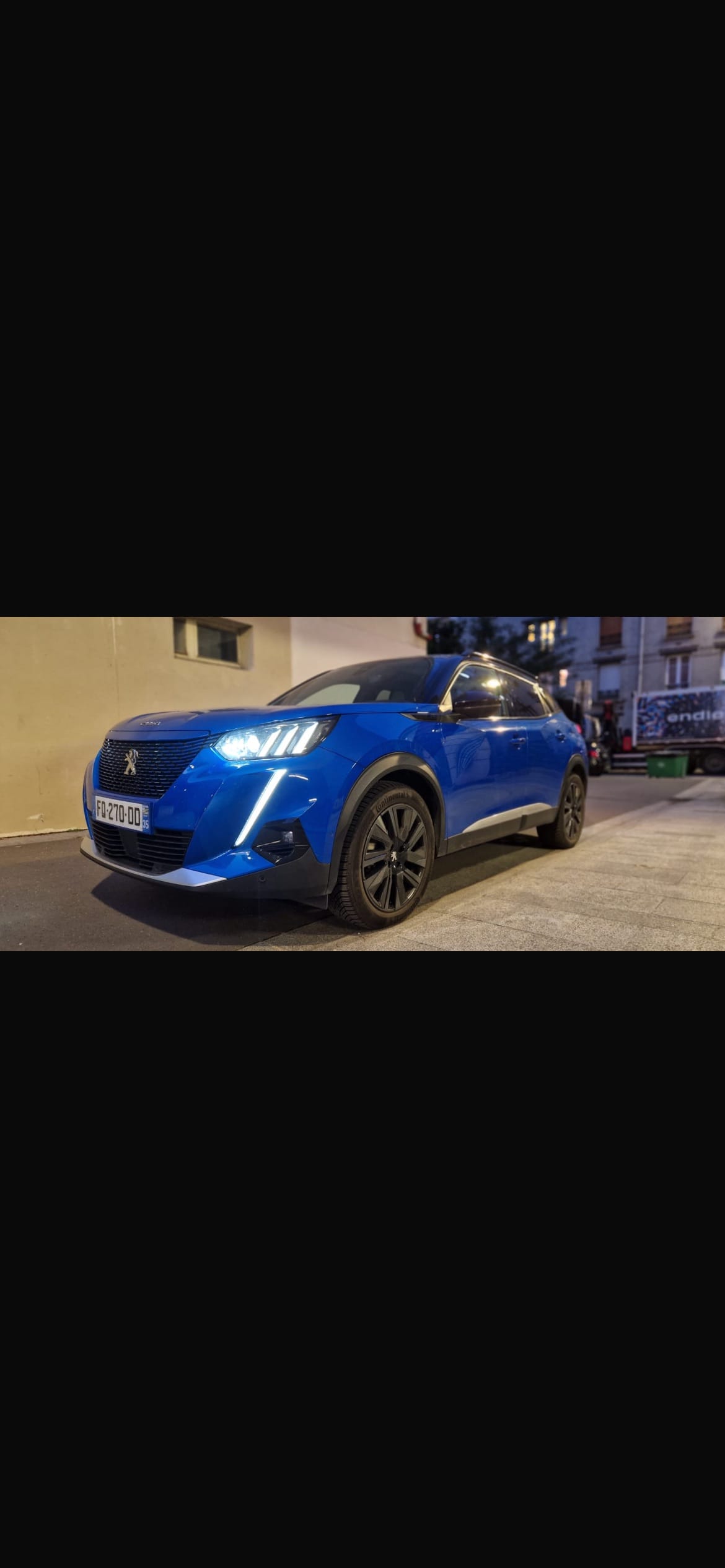 Peugeot e-2008 avec Apple CarPlay