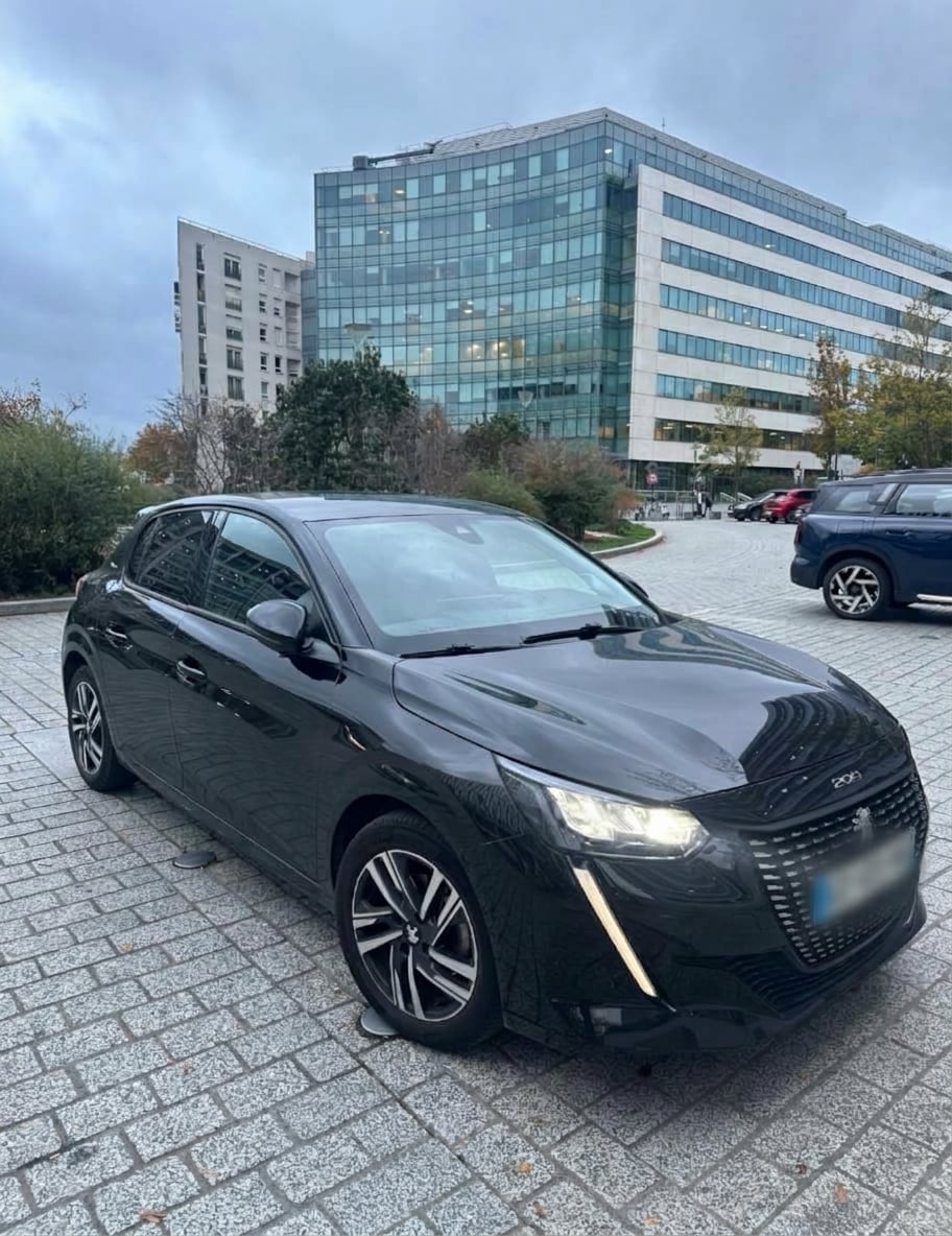Peugeot 208, 2022, Essence 95, automatique