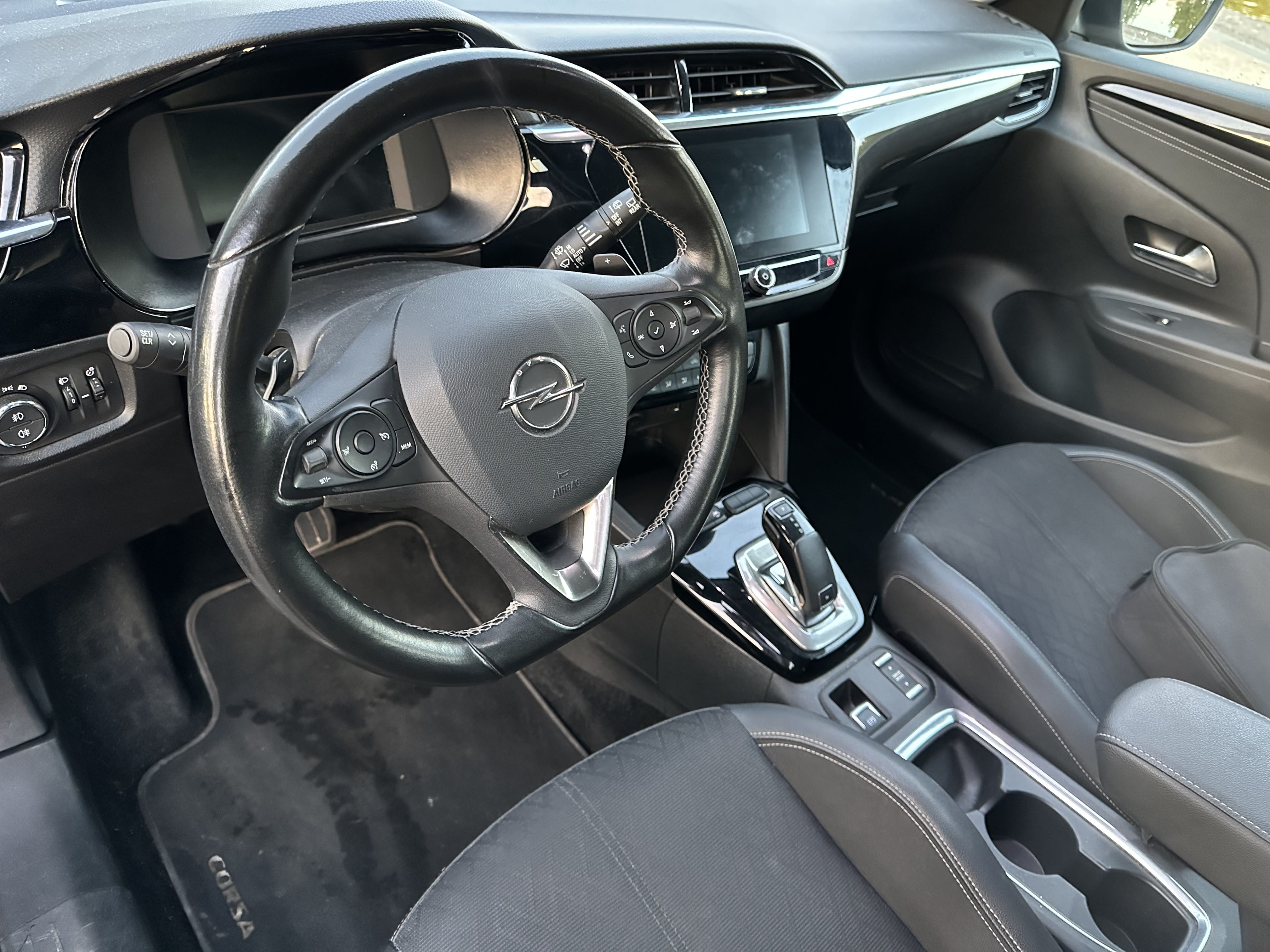Opel Corsa avec Régulateur de vitesse