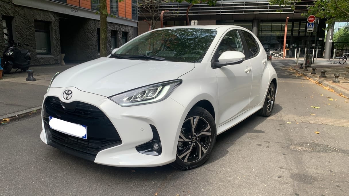 Toyota Yaris Hybride, 2026, Essence 95 / Électrique (hybride), automatique
