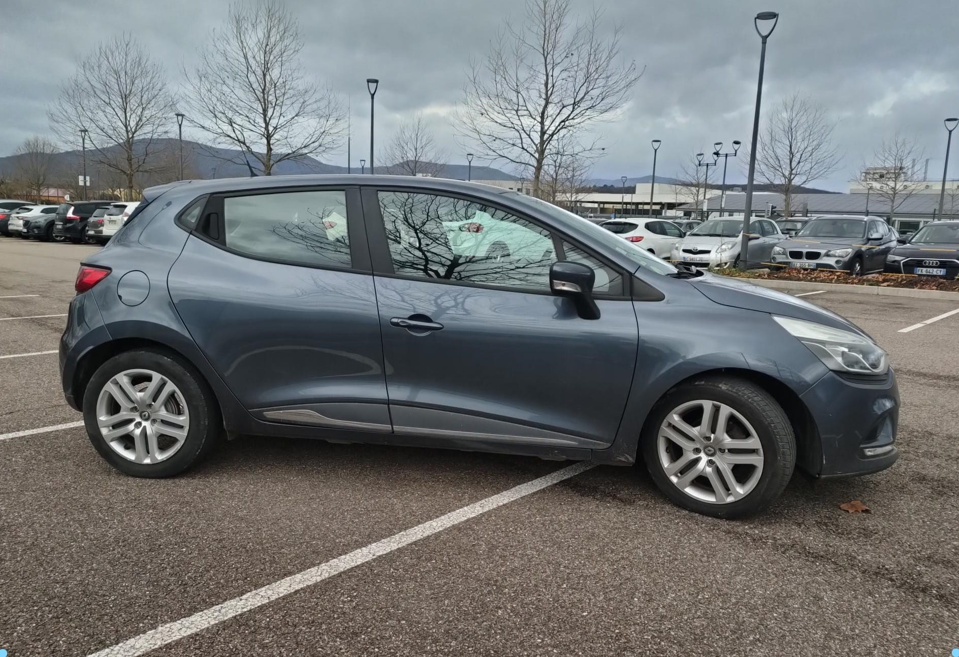 Renault Clio avec Climatisation