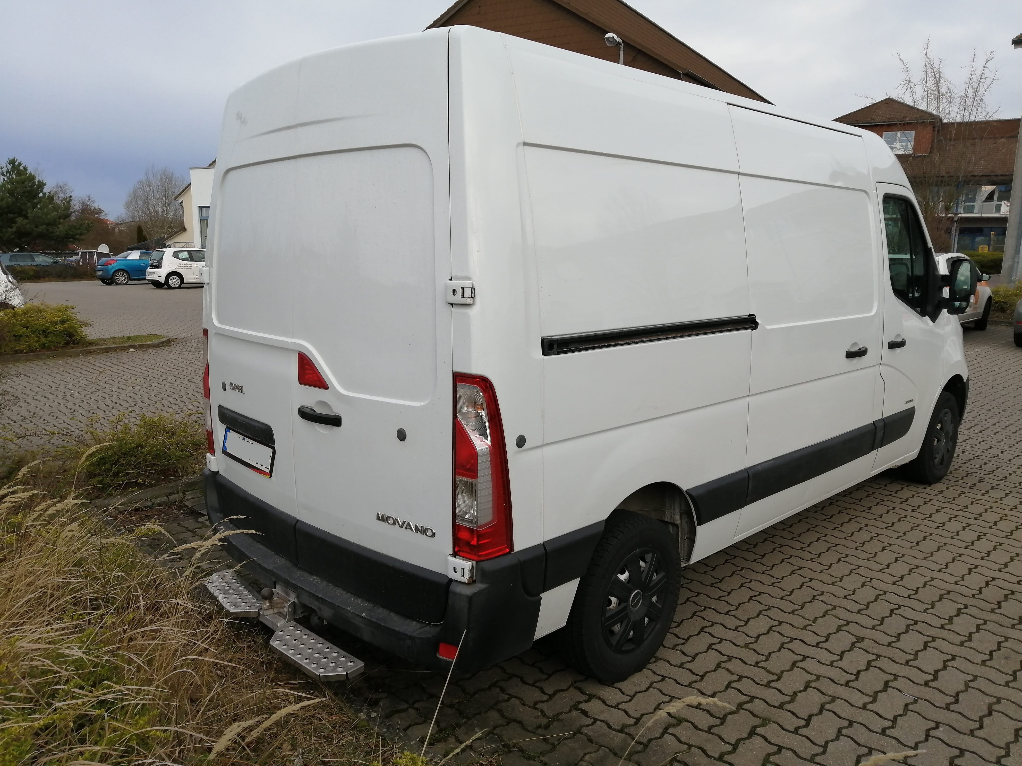 Opel Movano Lang&Hoch ca. 10m3 mit Kindersitz