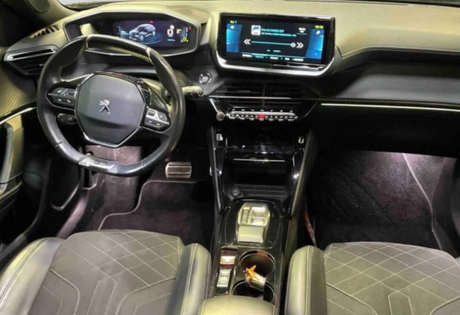 Peugeot e-2008 avec Caméra de recul