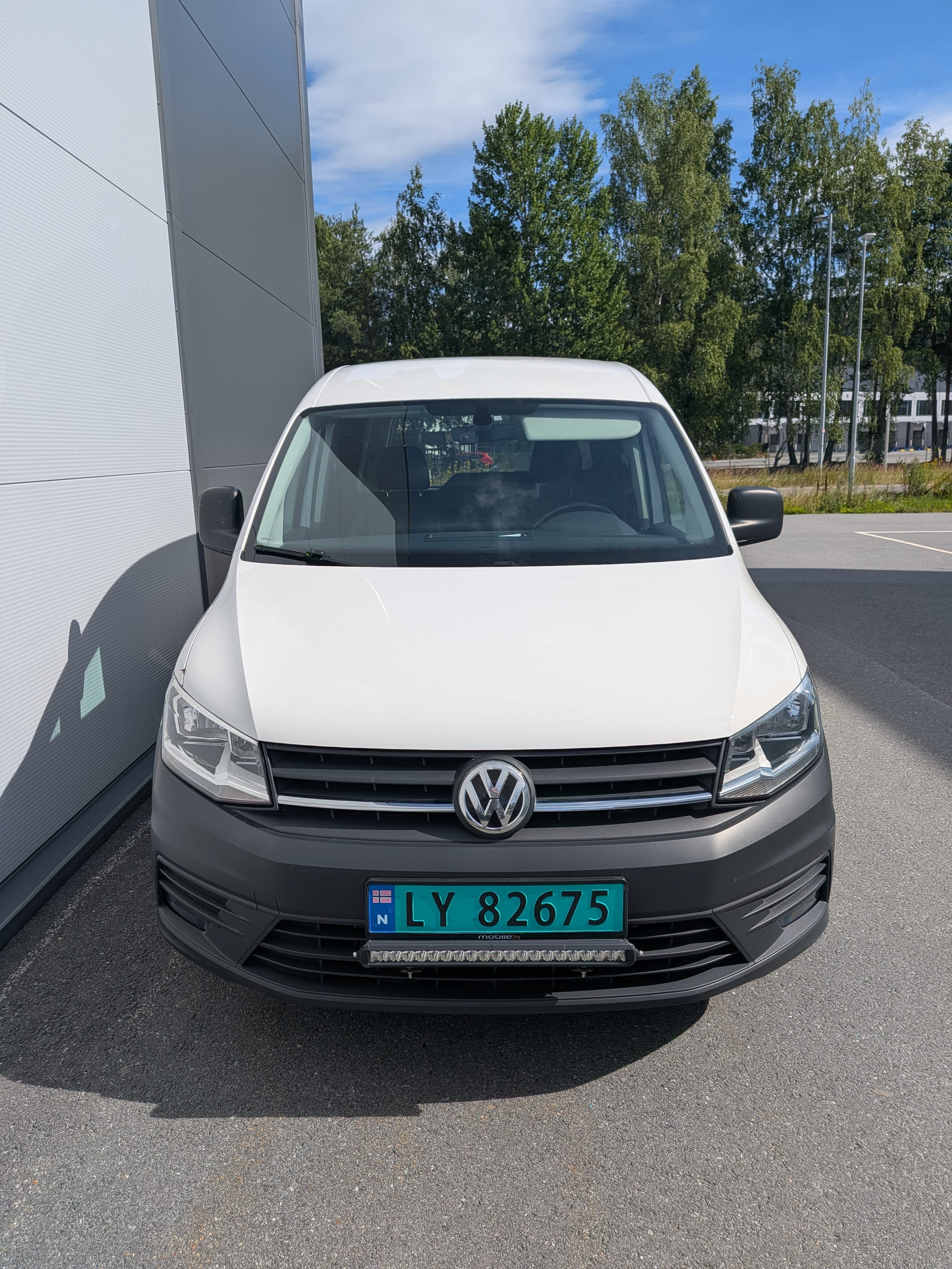 Volkswagen Caddy med Dashcam