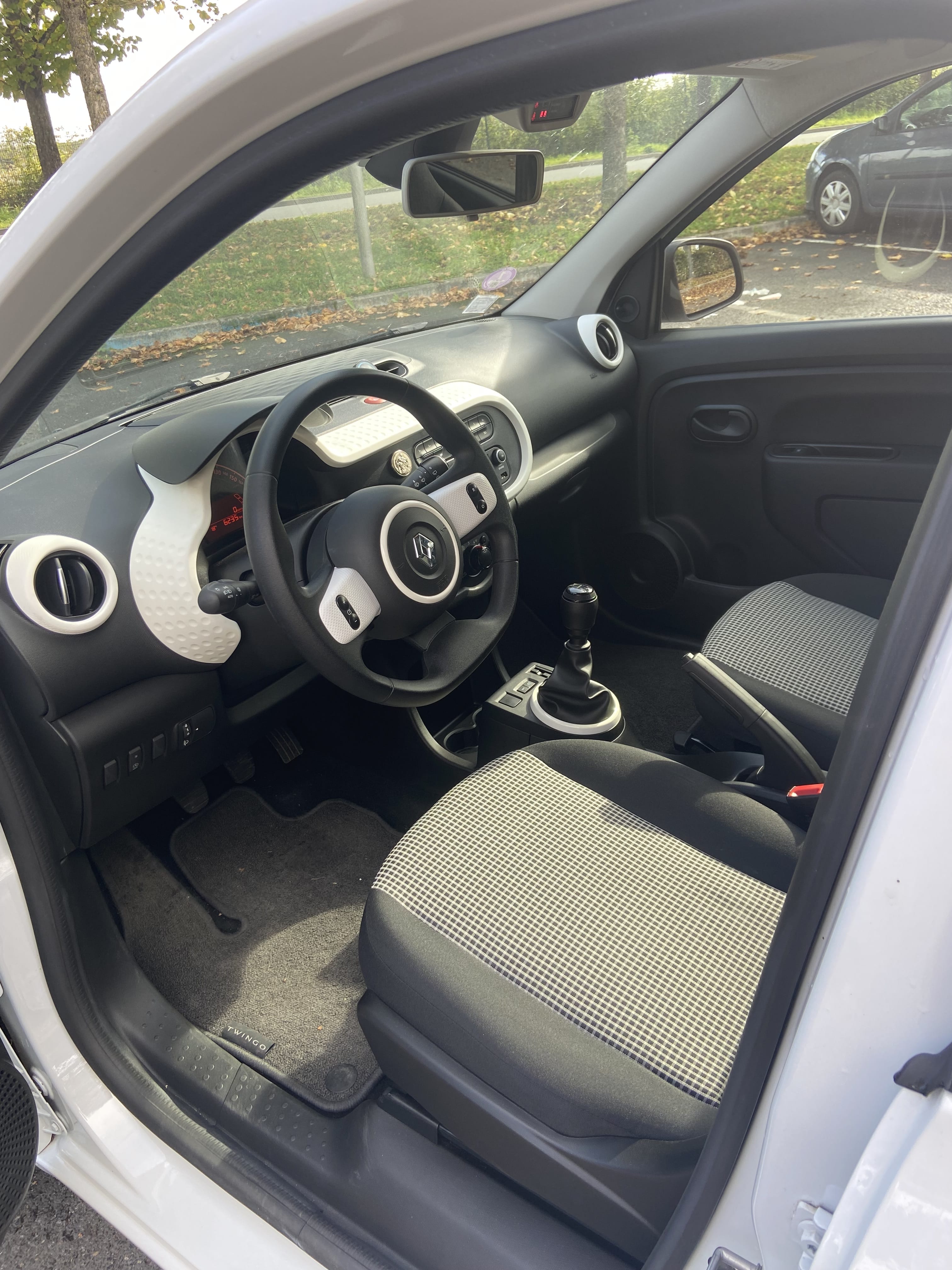 Renault Twingo III avec Régulateur de vitesse