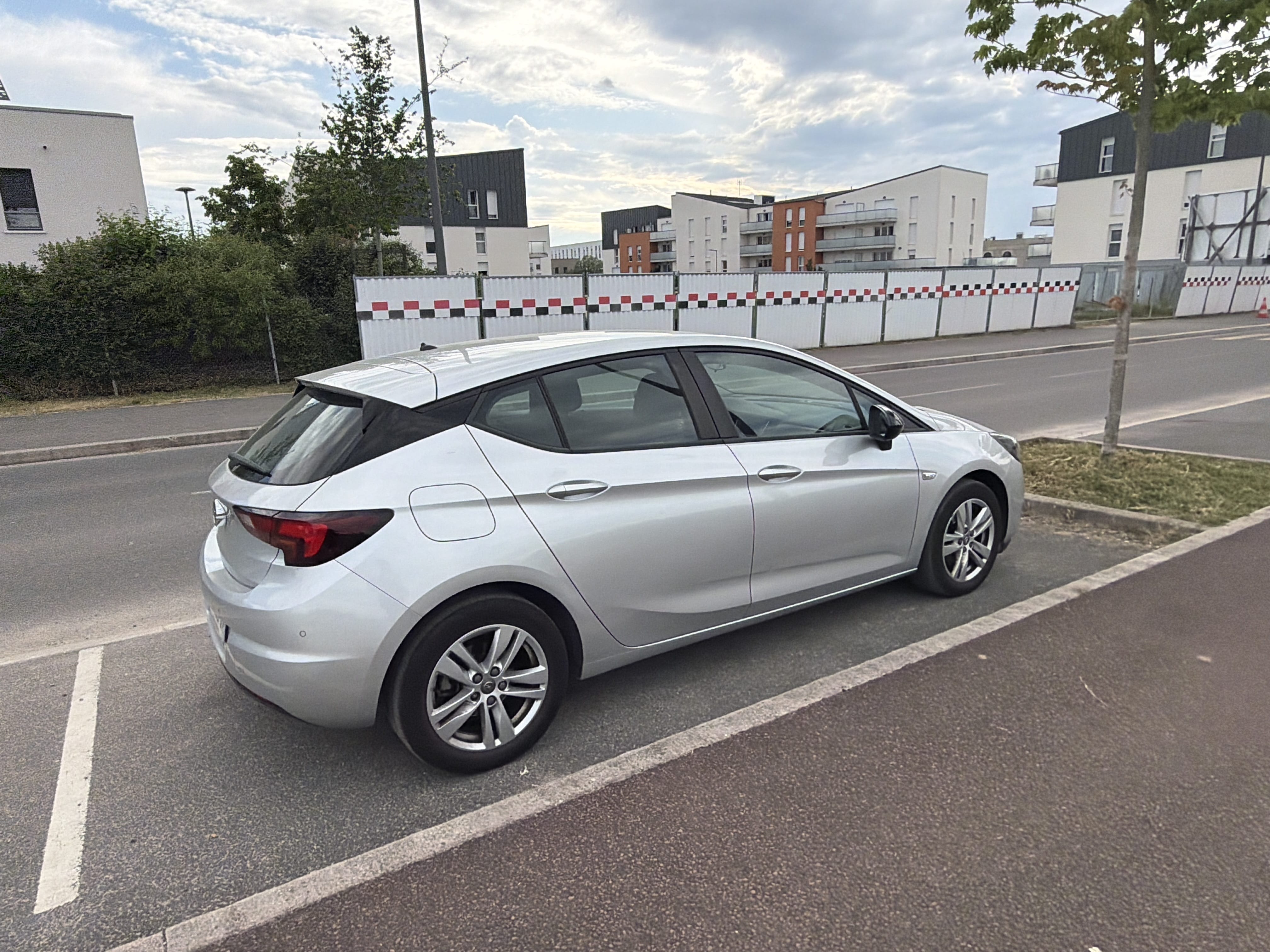 Opel Astra avec Climatisation