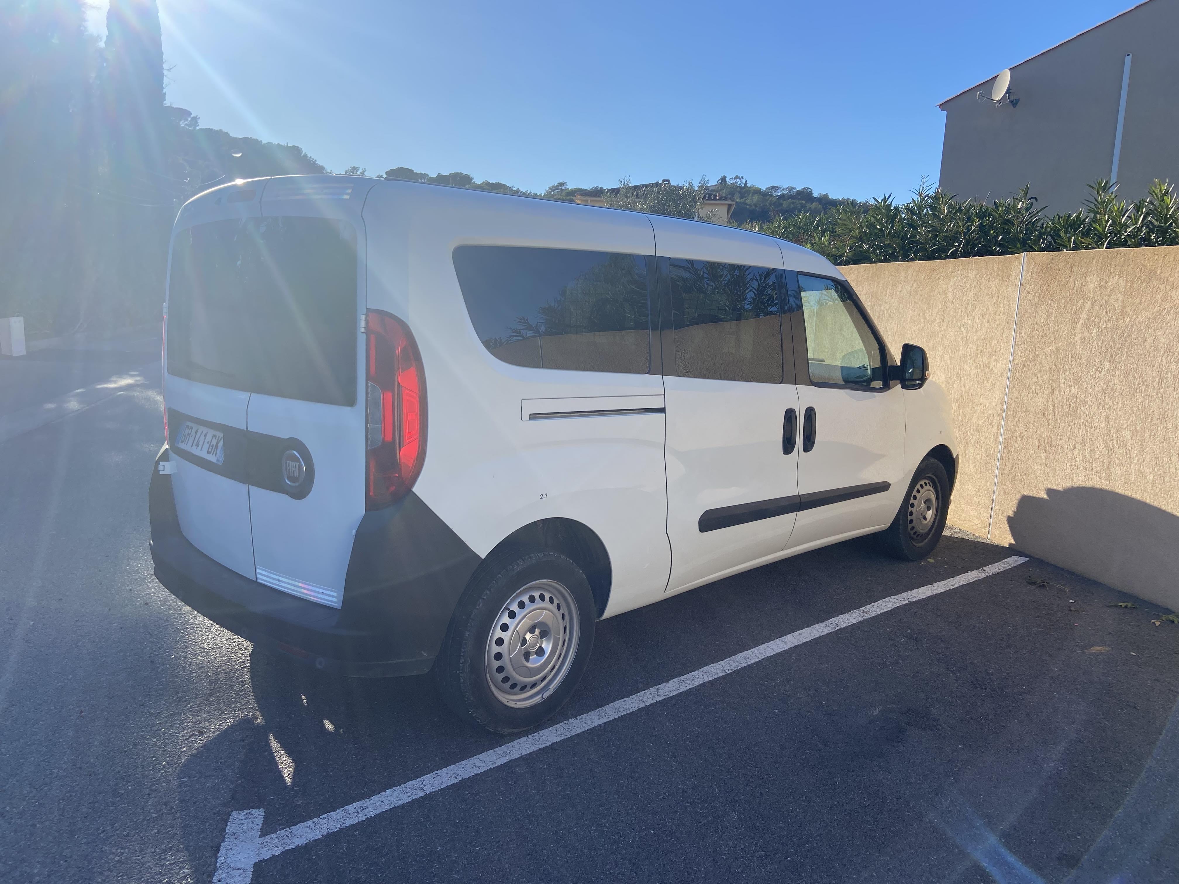 Fiat Doblo Cargo avec Audio Bluetooth