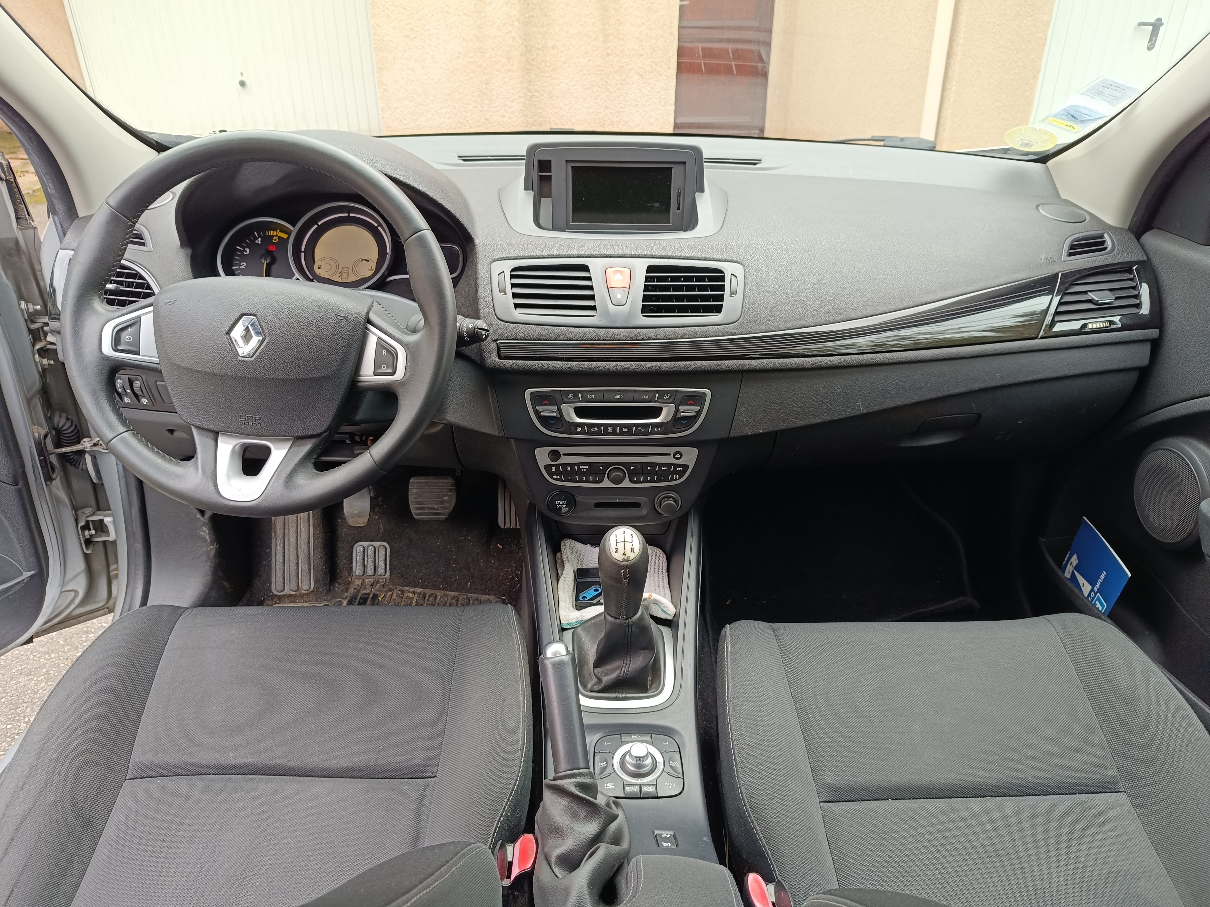 Renault Mégane mit Kindersitz