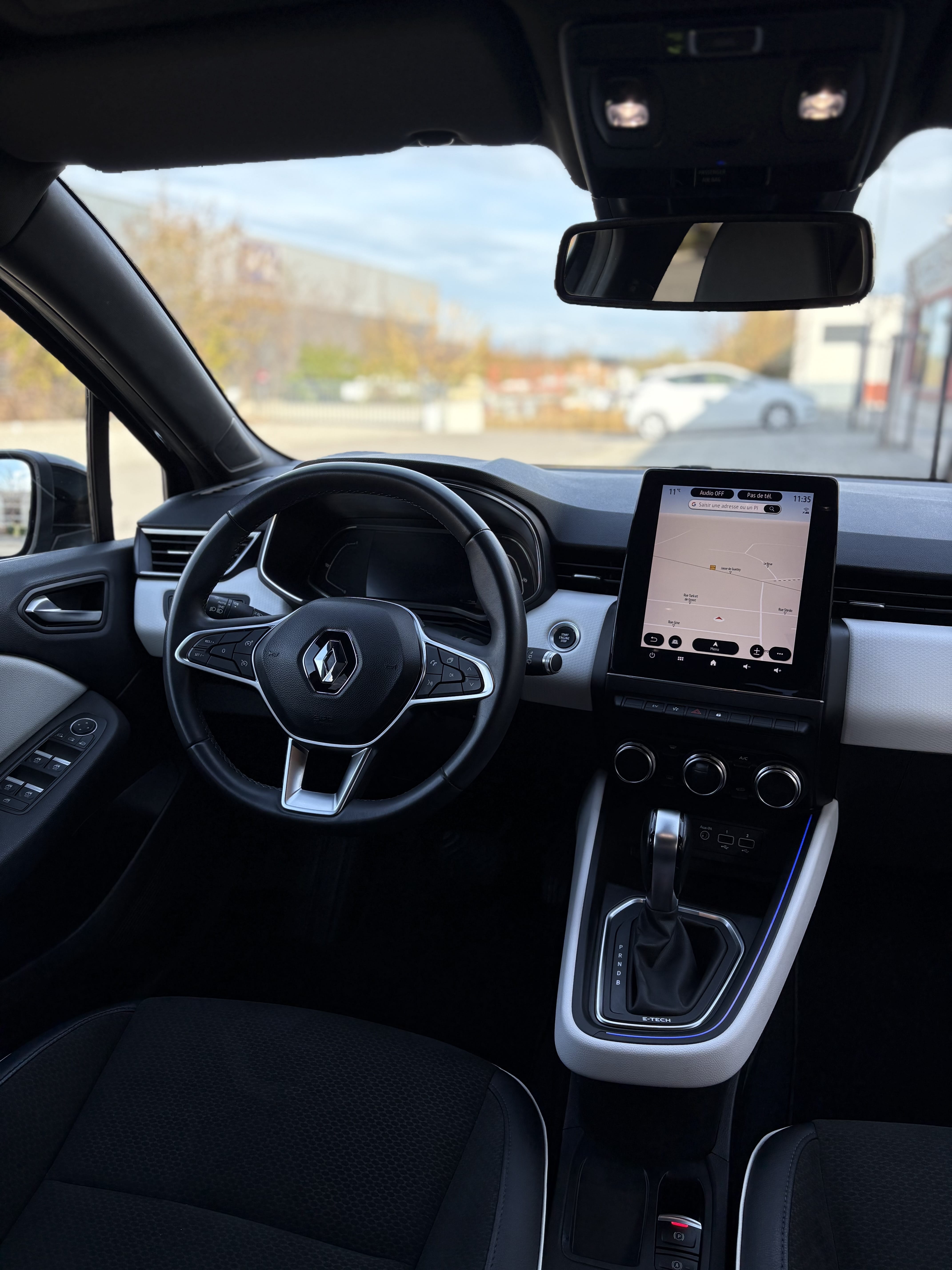 Renault Clio avec GPS