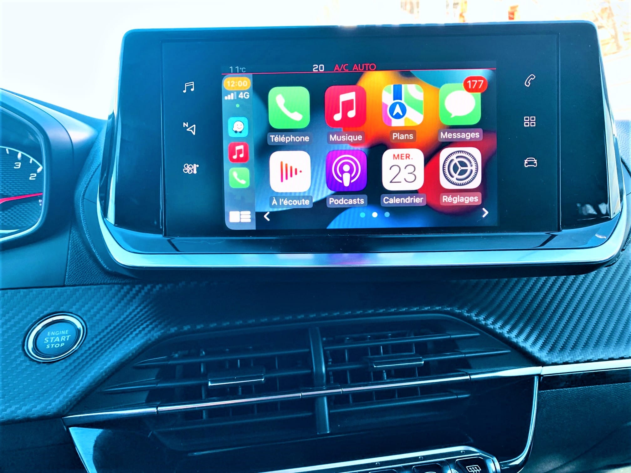 Peugeot 208 II Active clim 5 portes 515 with Bluetooth audio