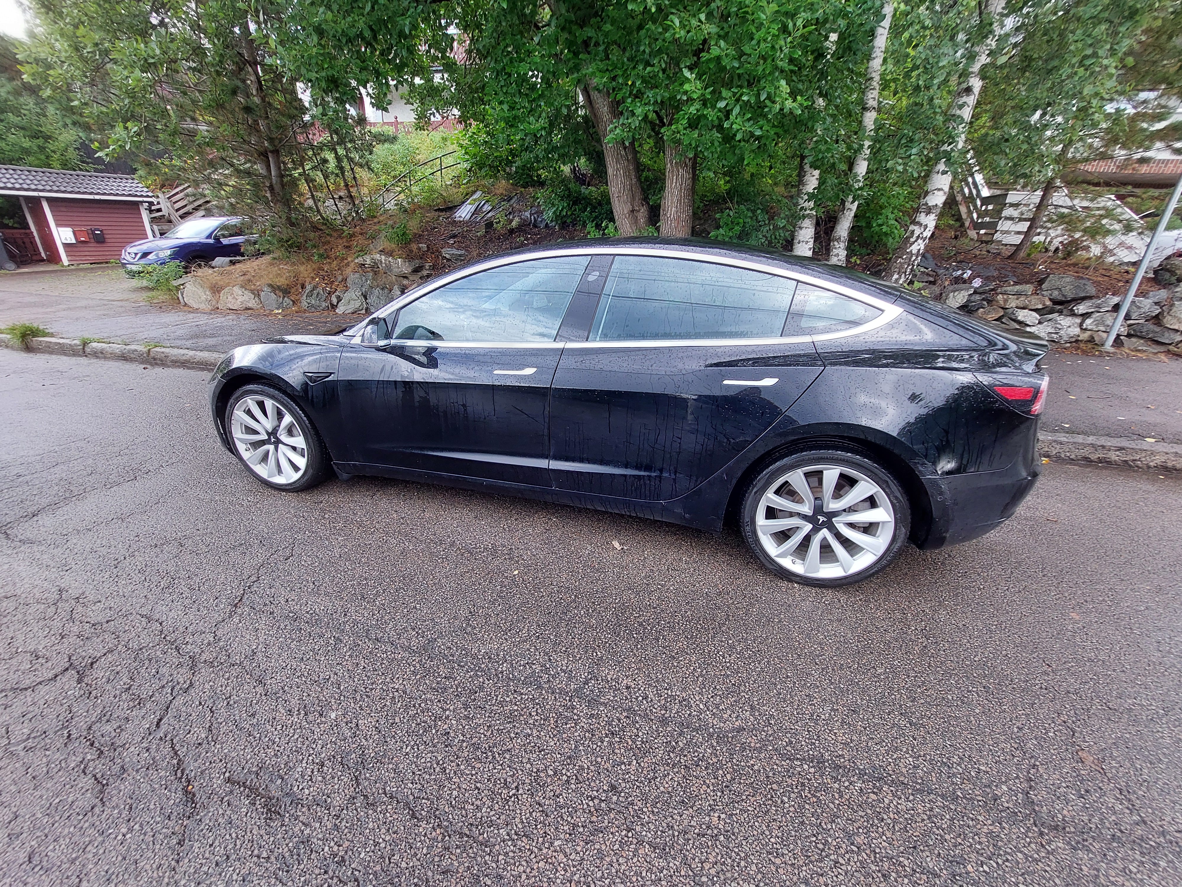Tesla Model 3 Long Range with Air conditioning
