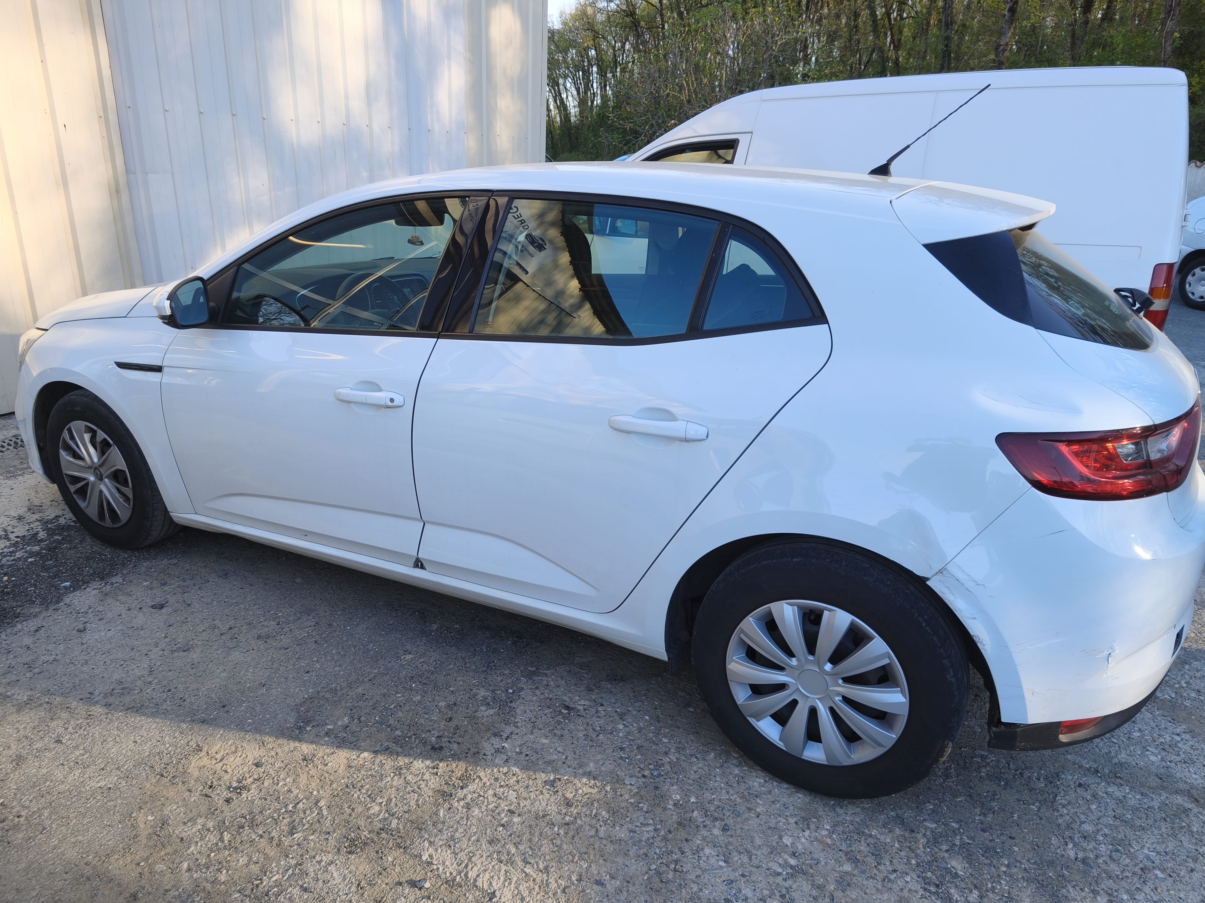 Renault Mégane 1,5 dci avec Siège bébé