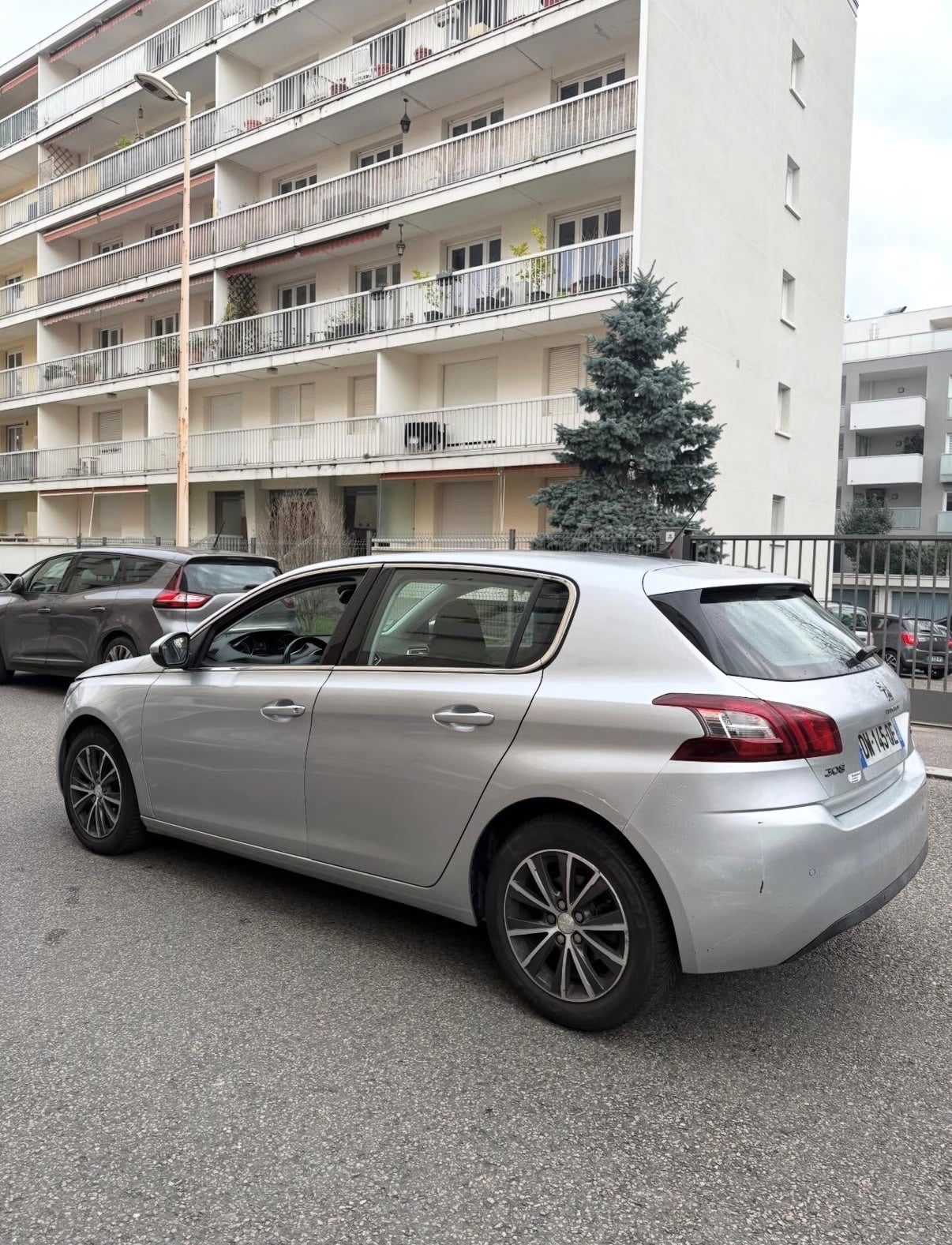 Peugeot 308 avec Climatisation