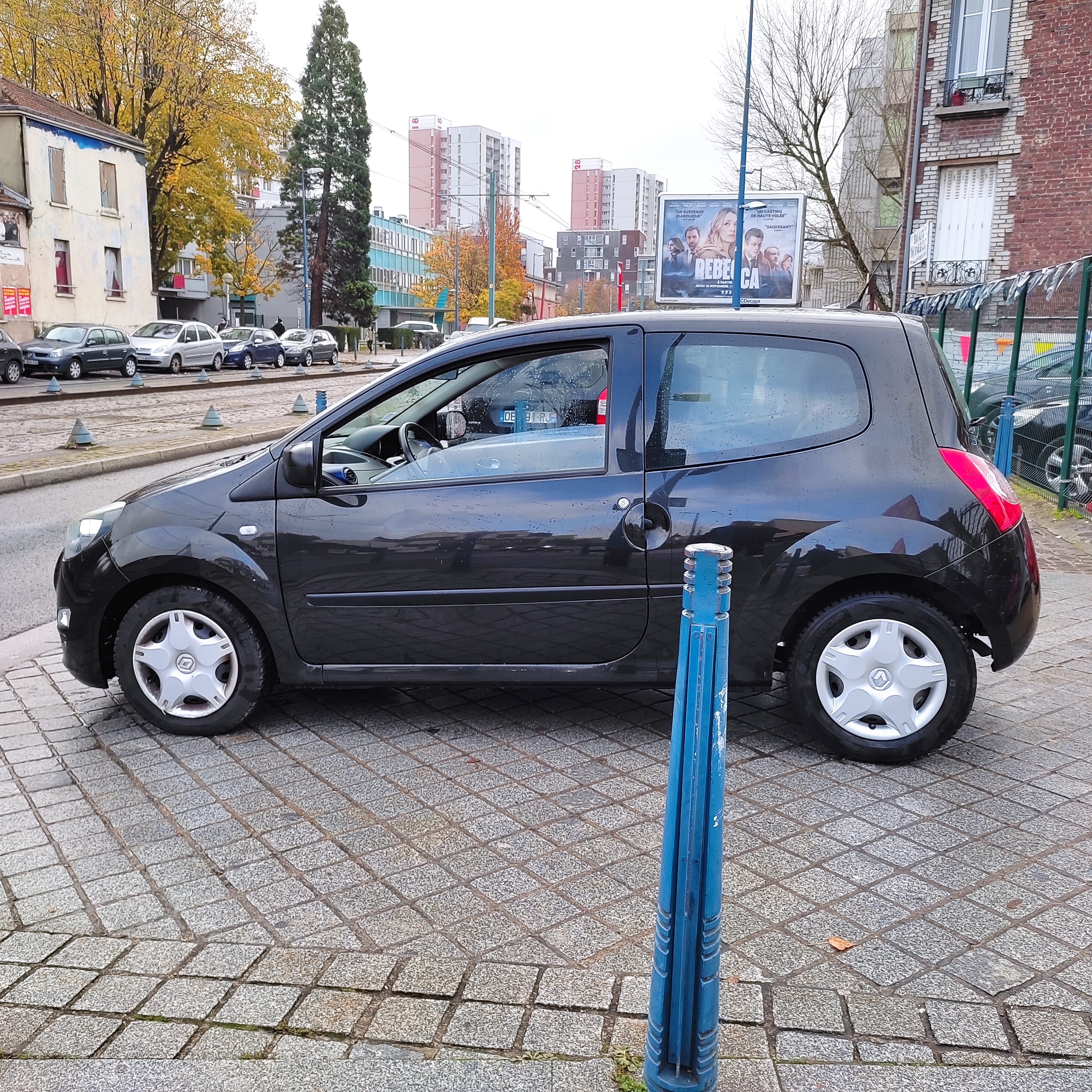 Renault Twingo avec Entrée audio / iPod
