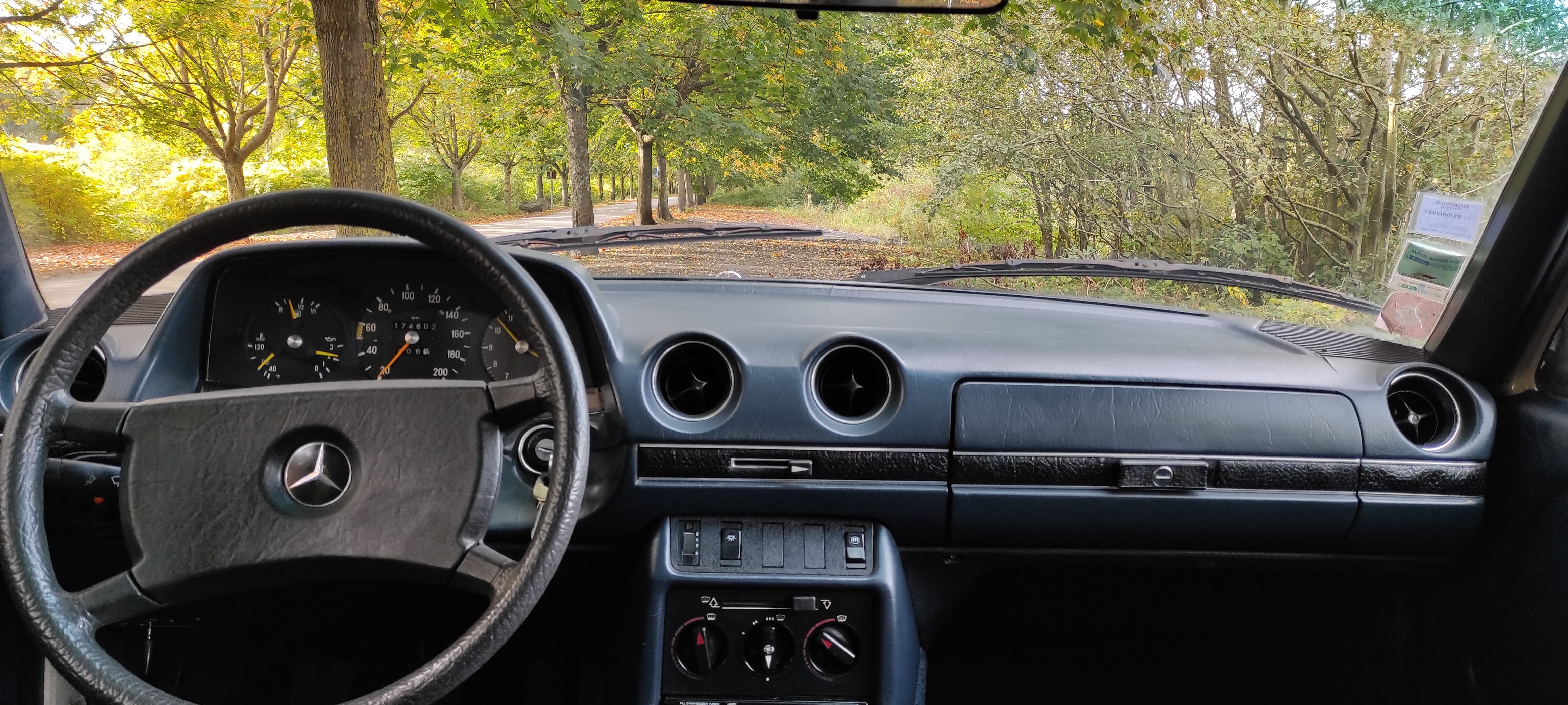 Mercedes W123 Collection