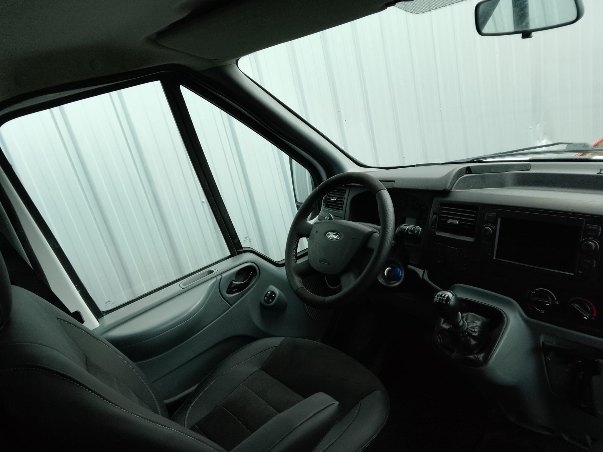 Ford Transit Custom Fourgon avec Android Auto