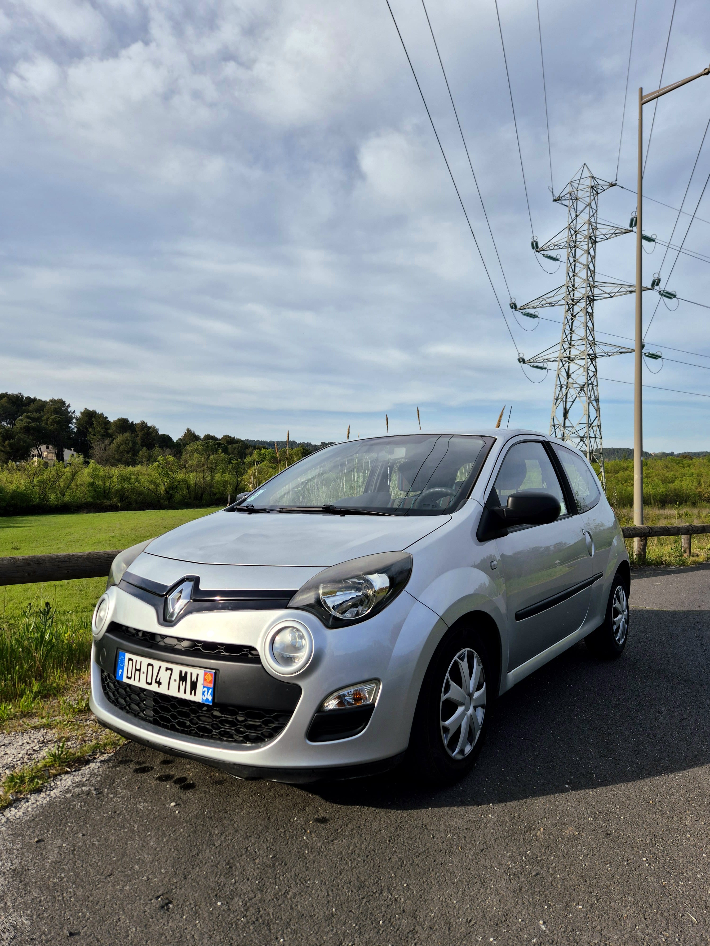 Renault Twingo II, 2014, Essence 98