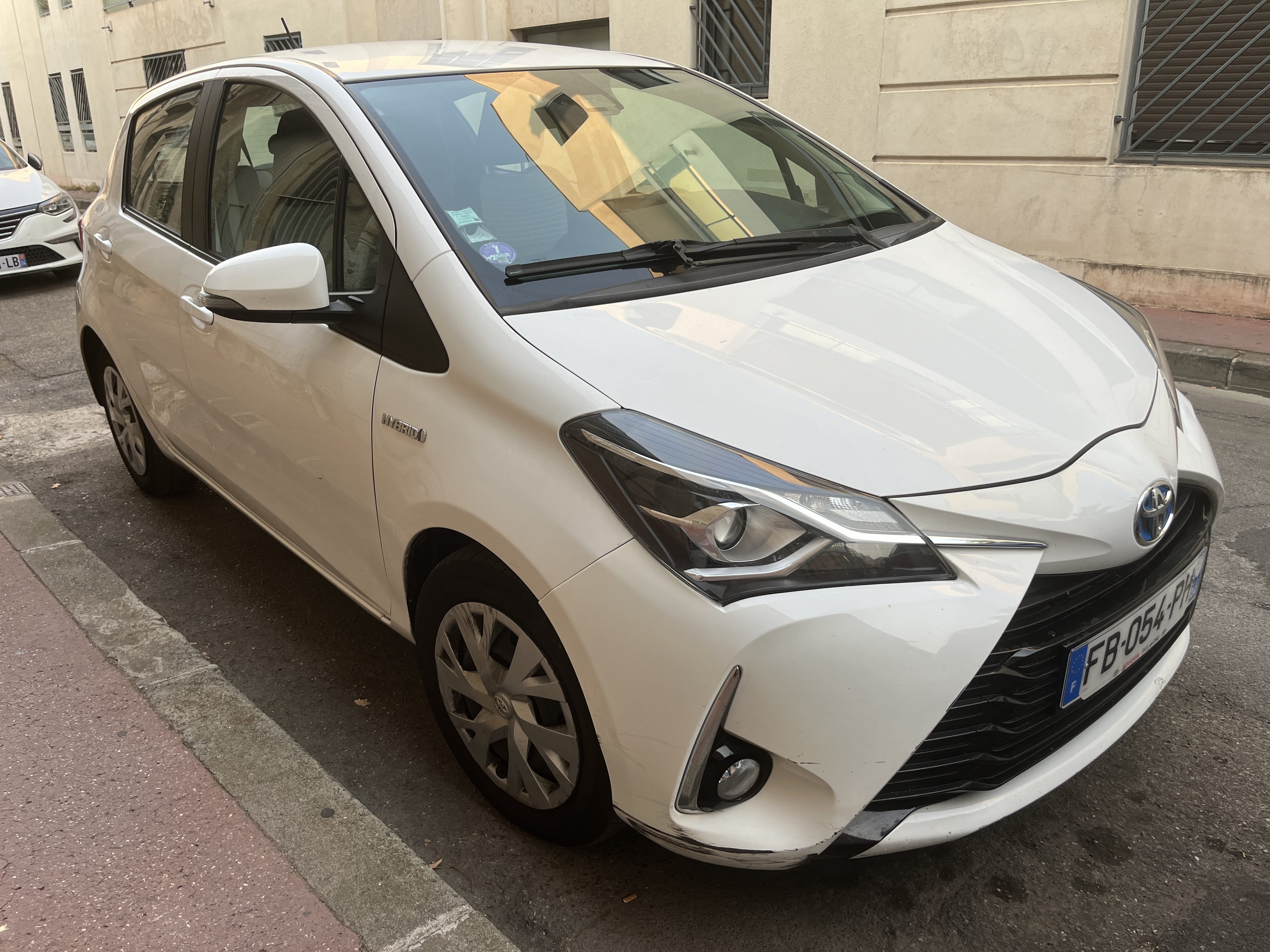Toyota Yaris Hybride avec Climatisation