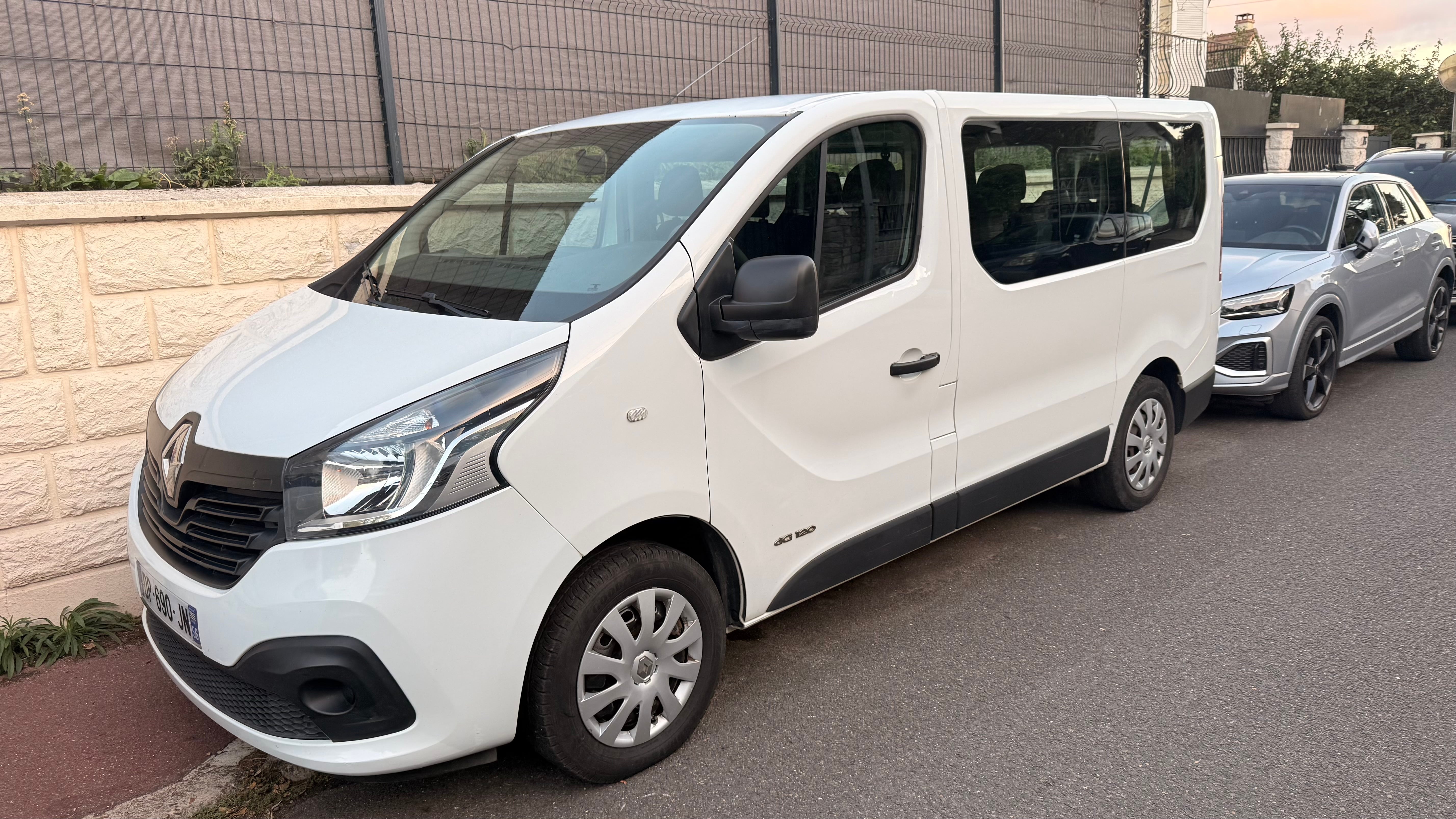 Renault Trafic Passenger, 2015, Diesel, 9 places et plus