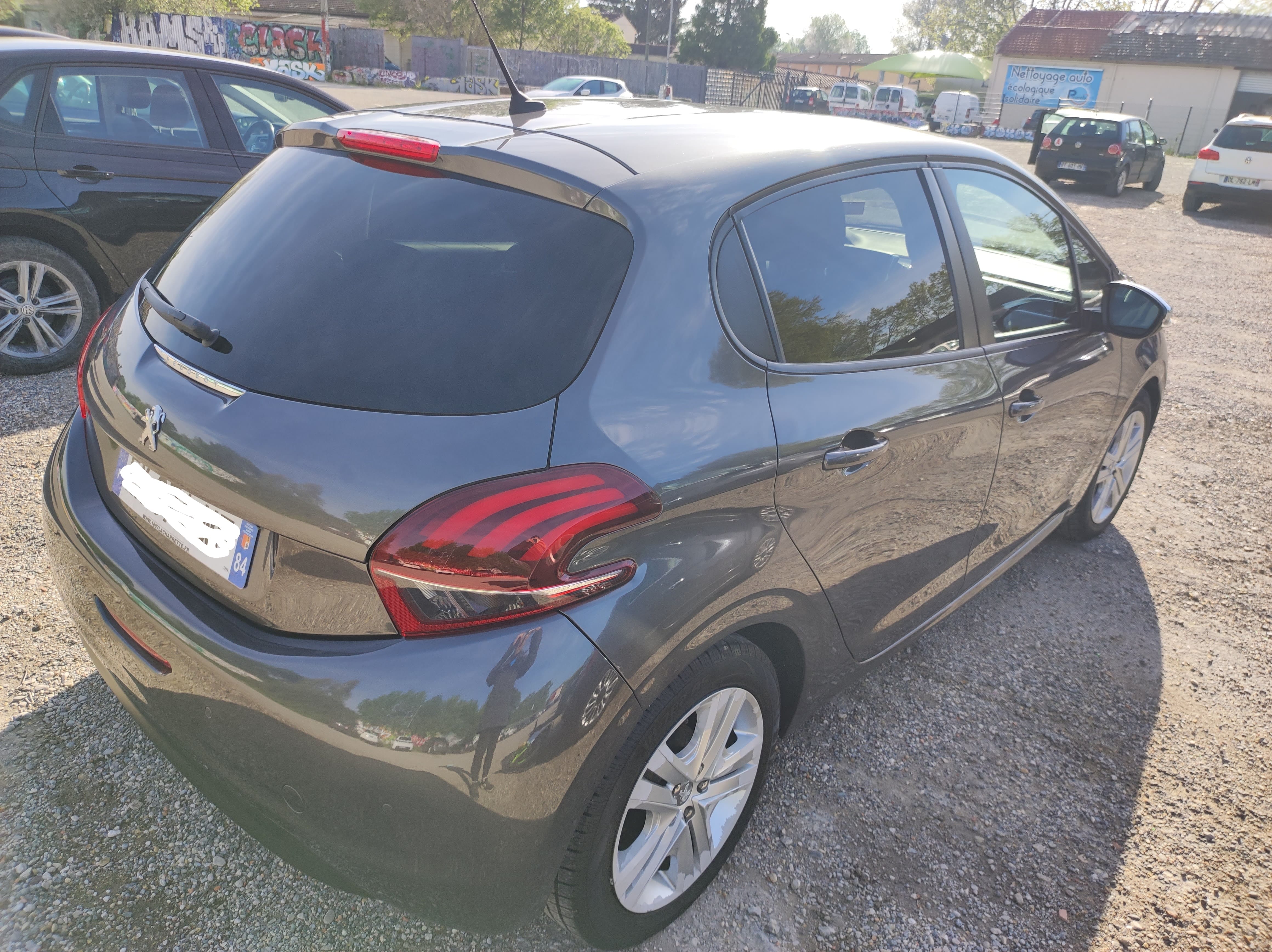 Peugeot 208 met GPS