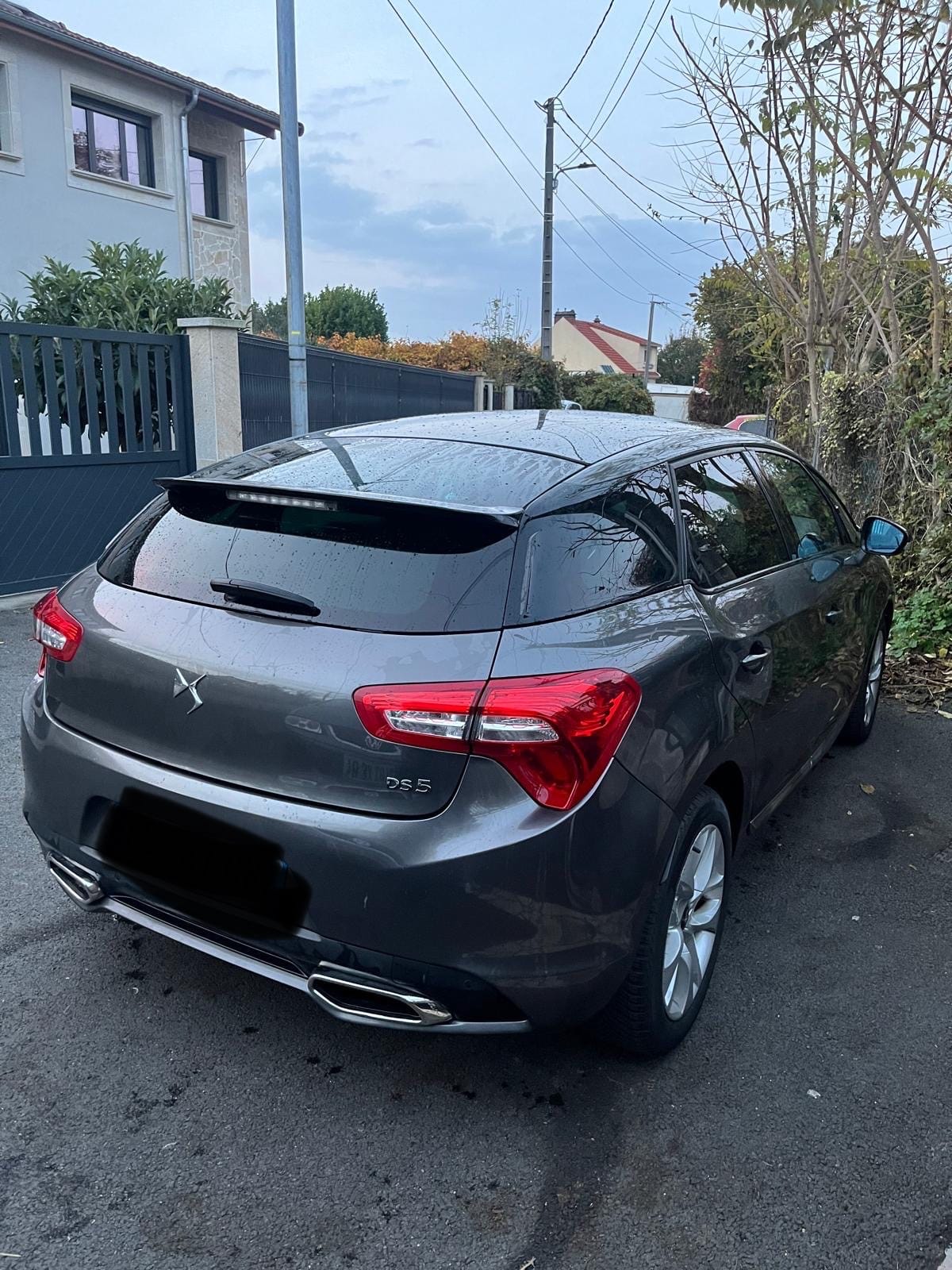Citroen DS5 1.6 essence avec GPS