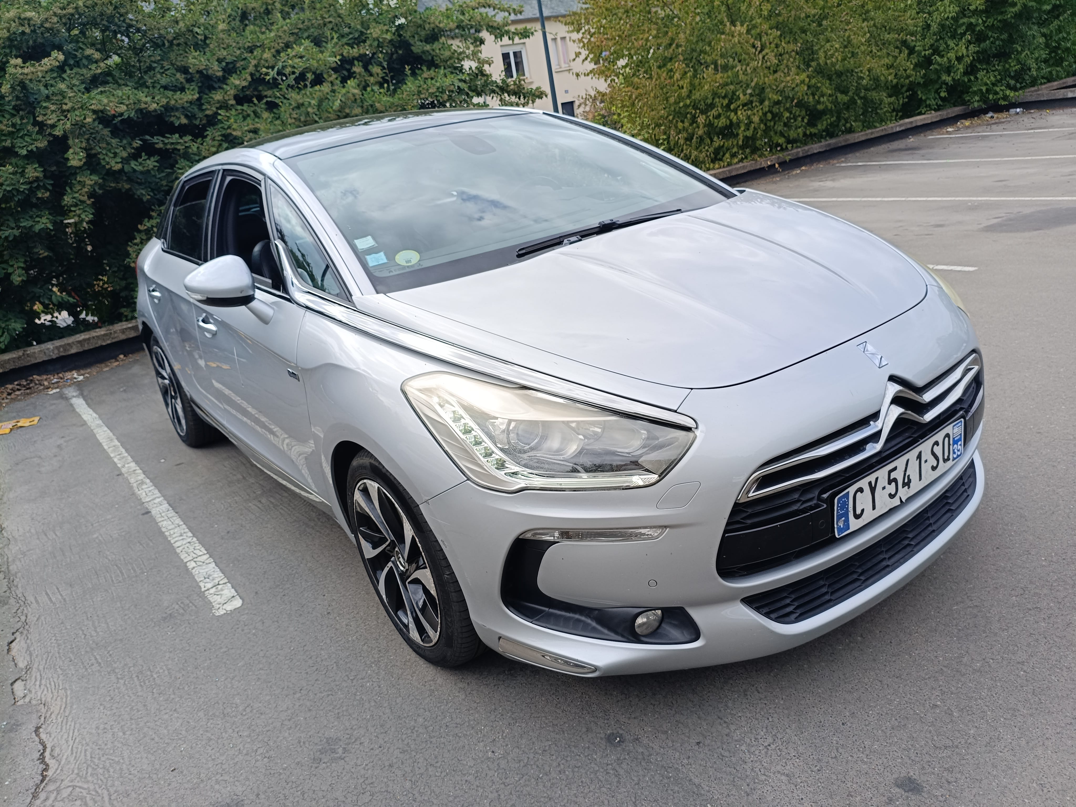 Citroen DS5, 2013, Diesel / Electric (hybrid), automatic