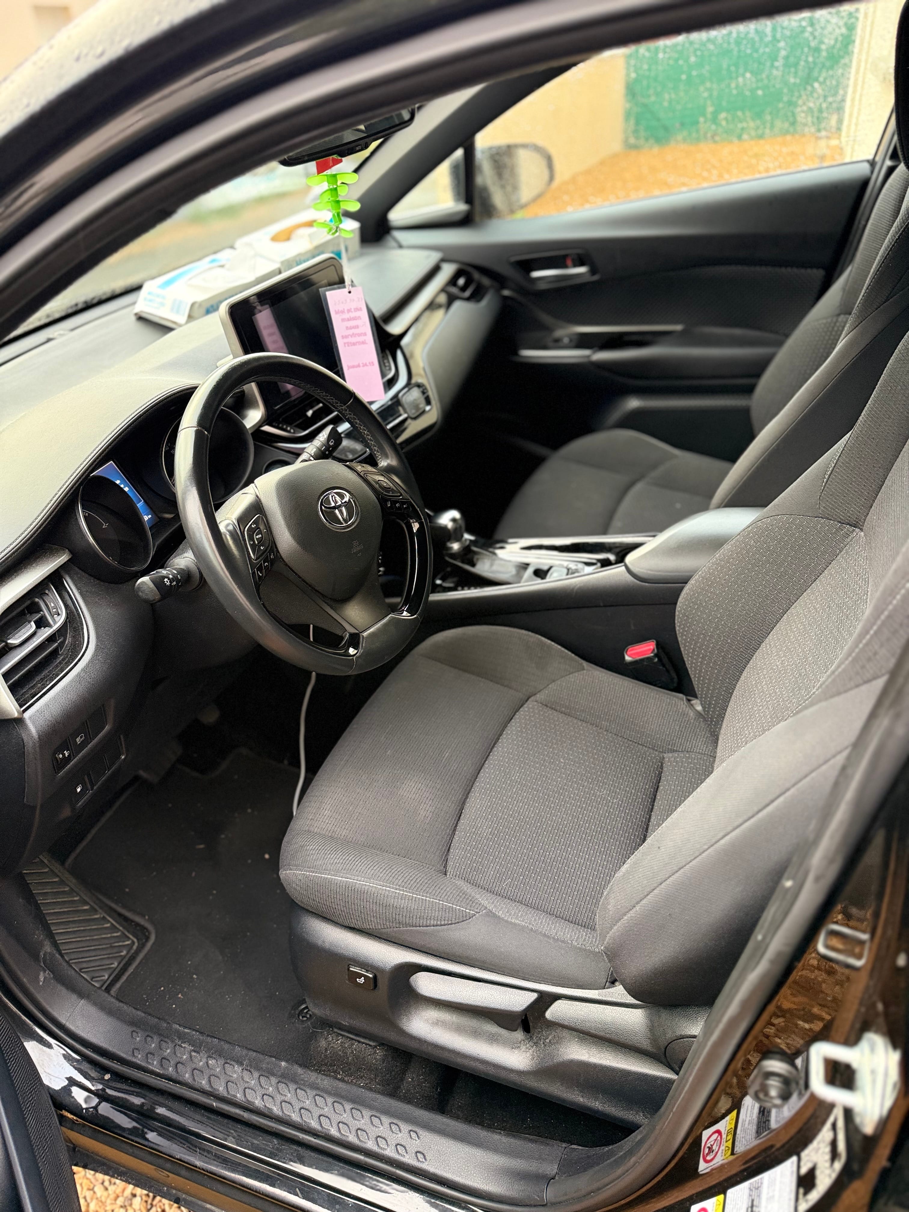Toyota C-HR Hybrid avec Caméra de recul