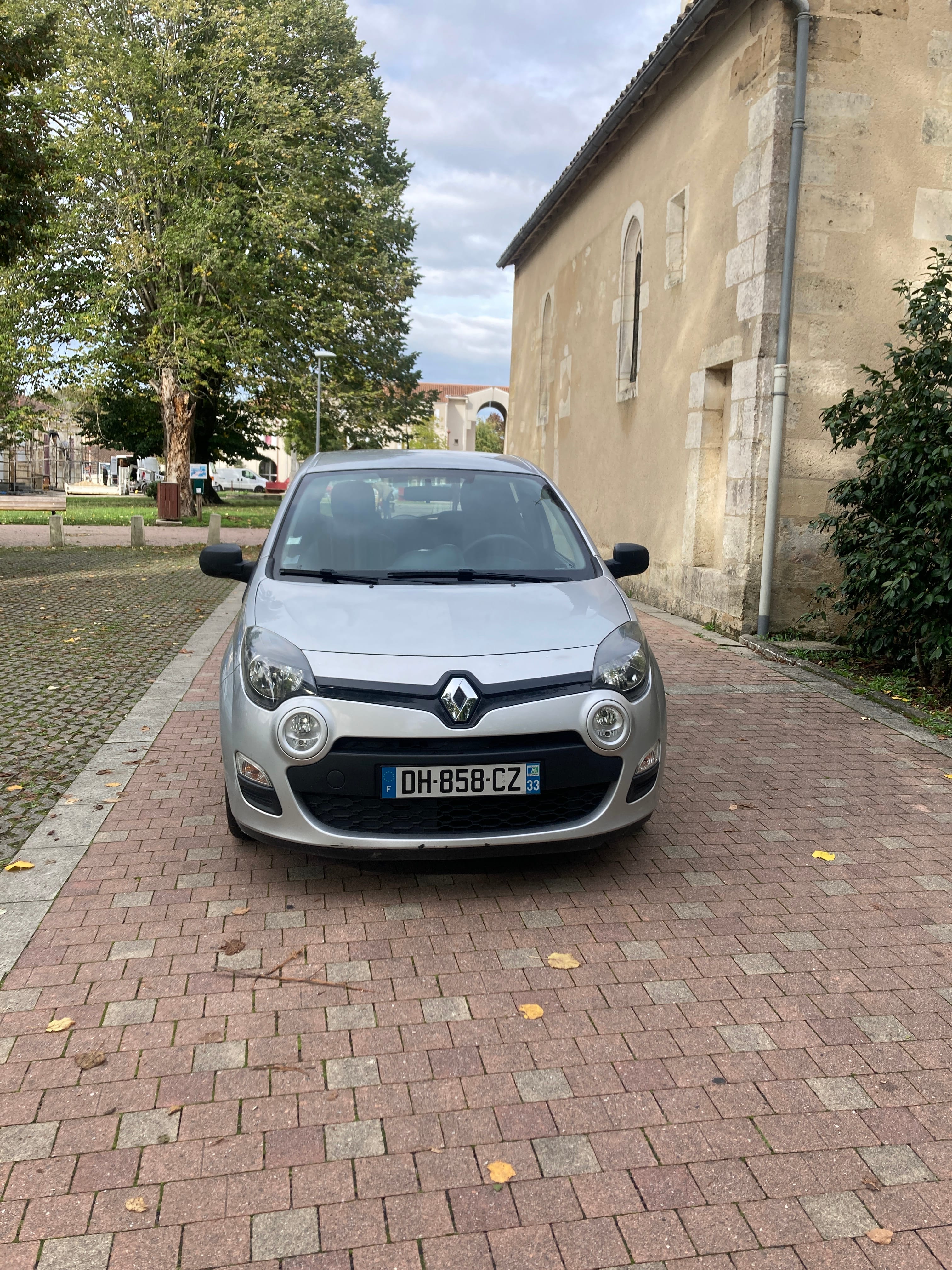 Renault Twingo II avec Audio Bluetooth