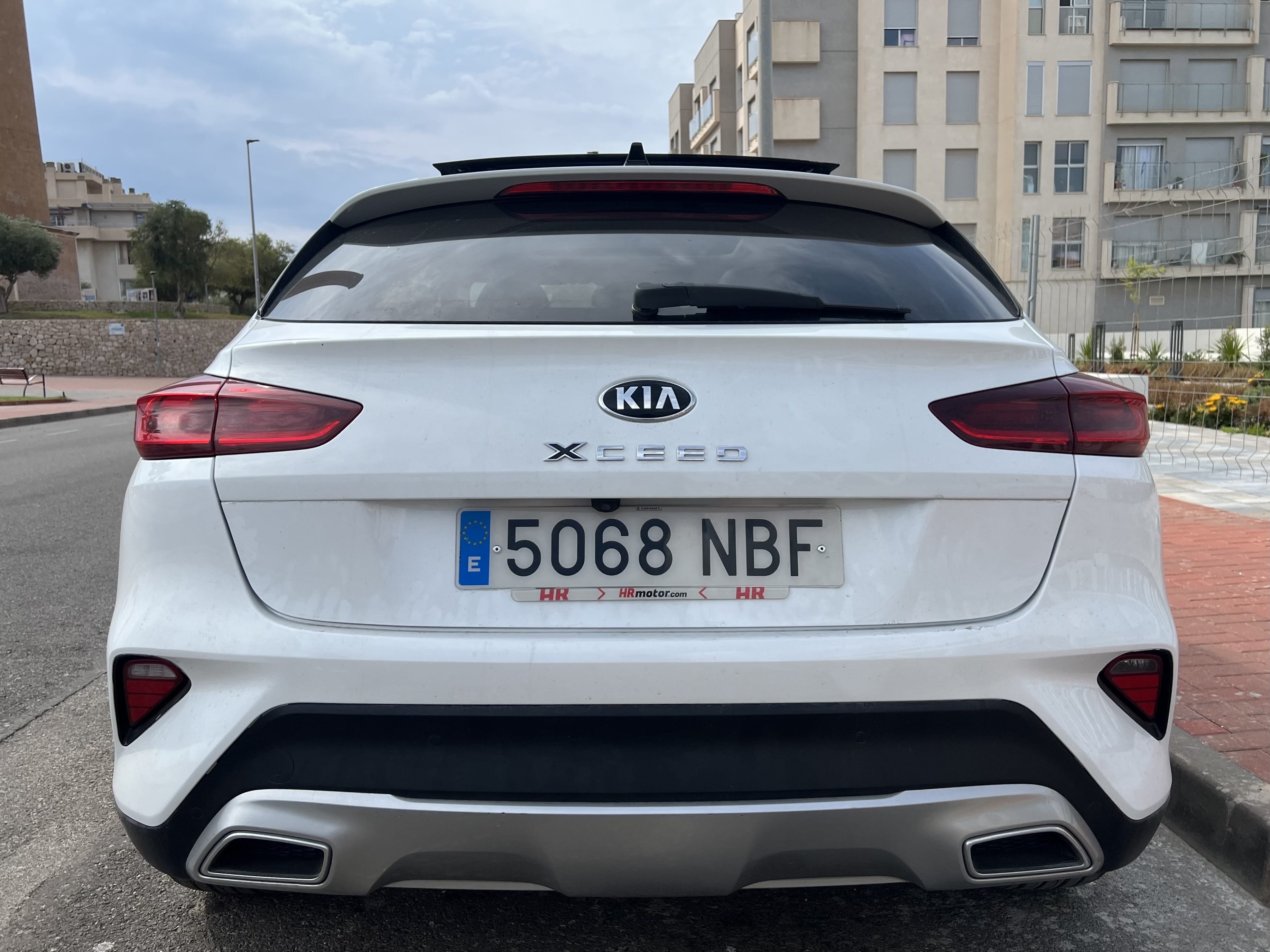 Kia XCeed Híbrido con techo solar