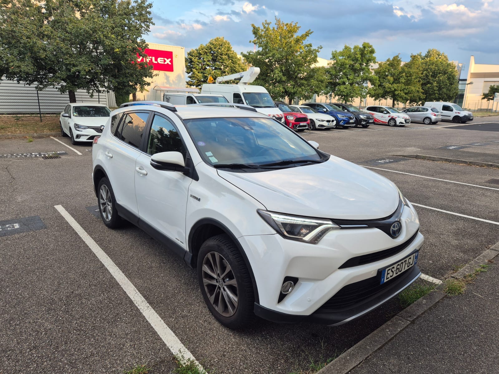 Toyota Rav4 Hybride avec Climatisation