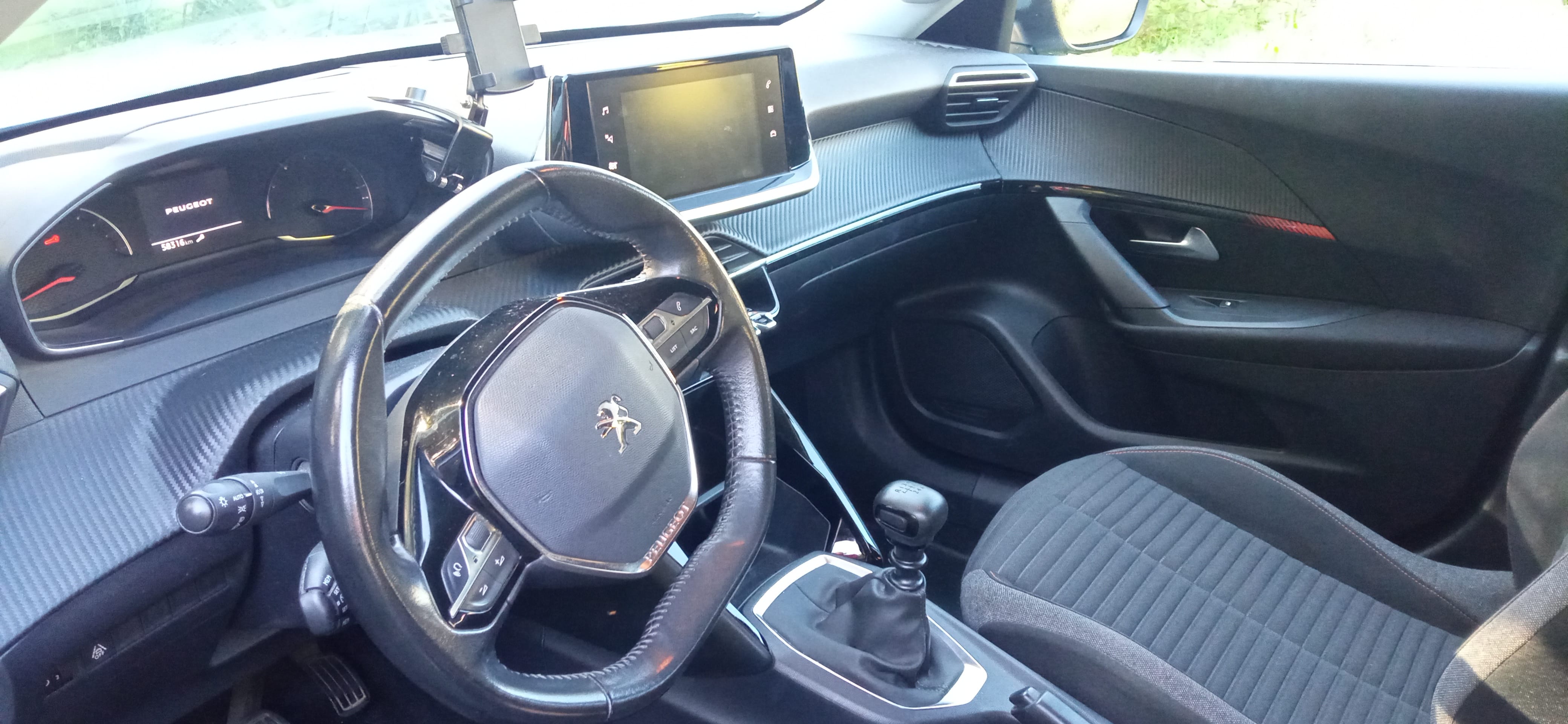 Peugeot 2008 / avec GPS